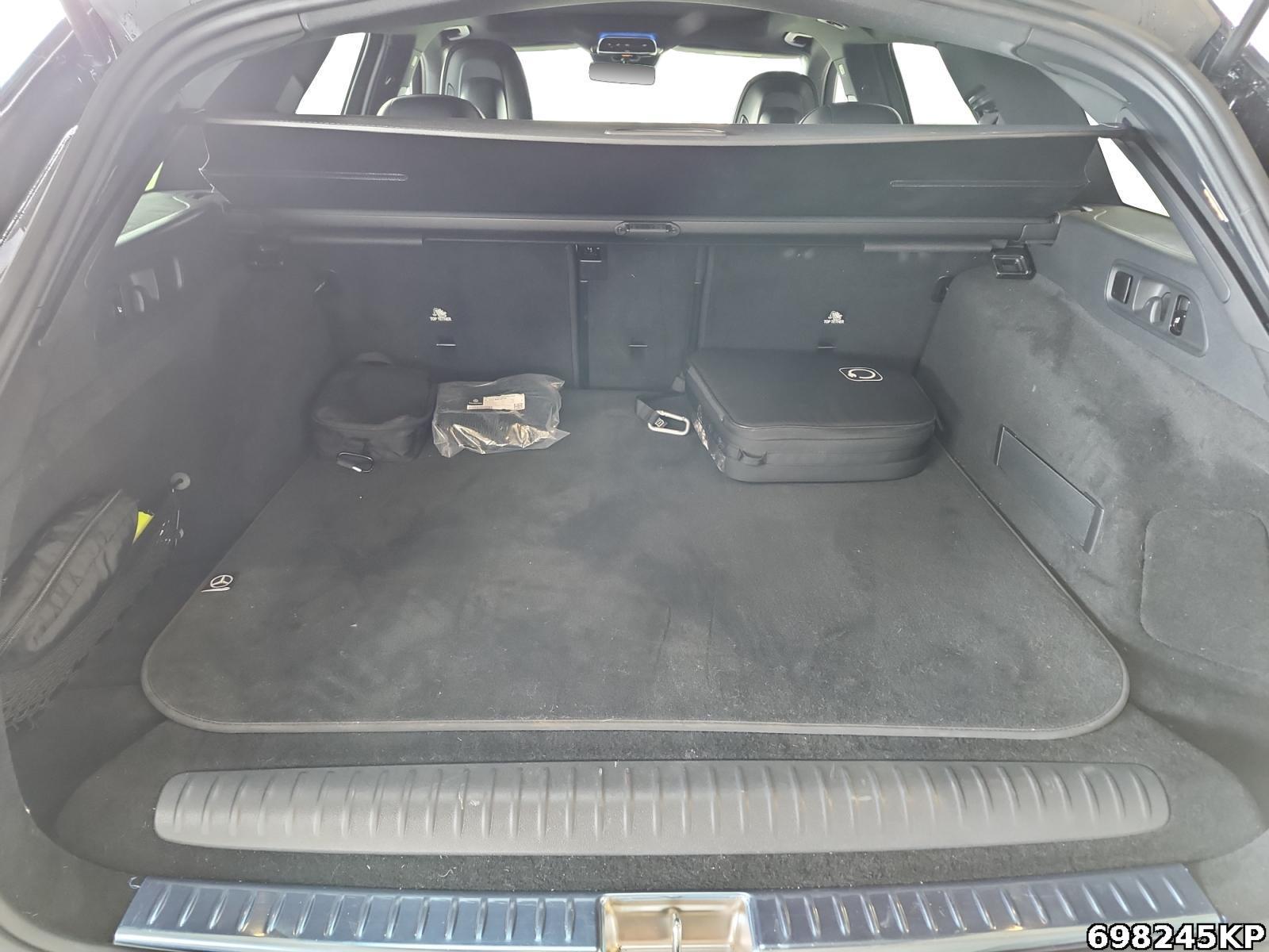 Fahrzeugabbildung Mercedes-Benz E 300 e T AMG Pano Burmester Digital-Light AHK