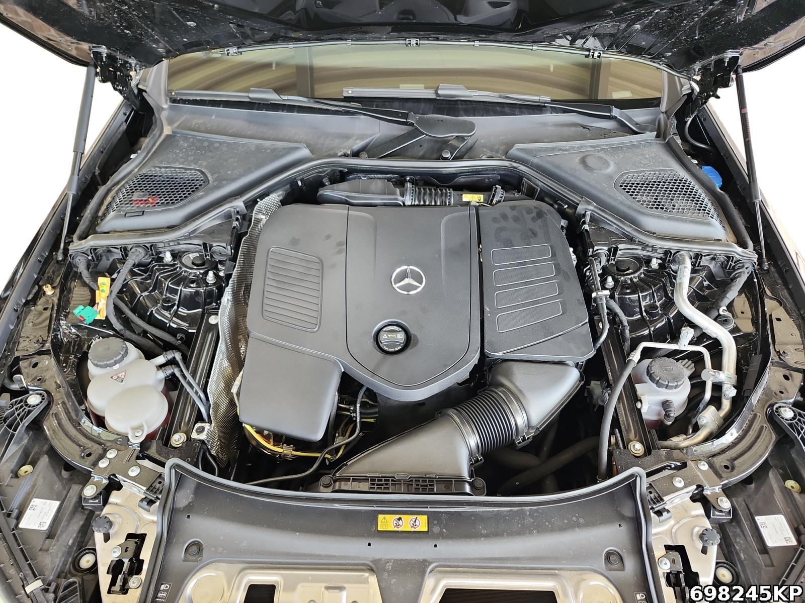 Fahrzeugabbildung Mercedes-Benz E 300 e T AMG Pano Burmester Digital-Light AHK