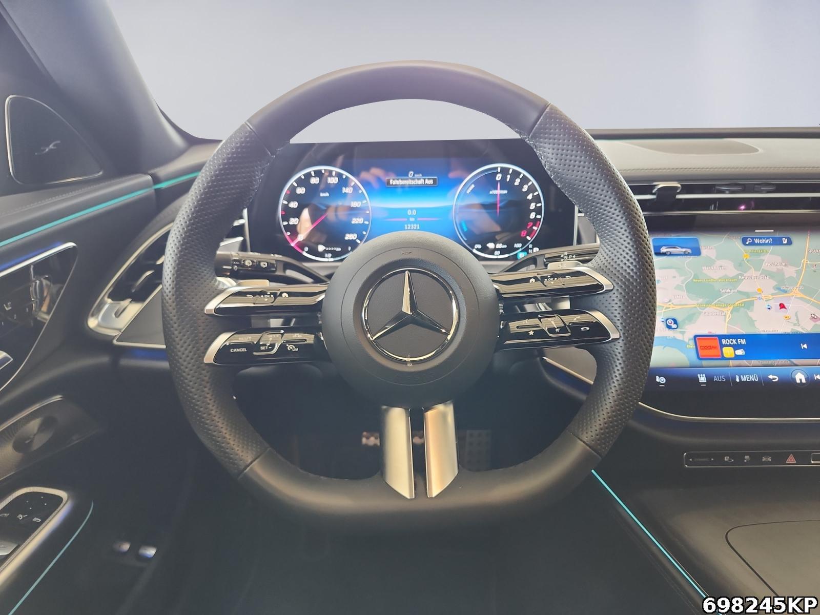 Fahrzeugabbildung Mercedes-Benz E 300 e T AMG Pano Burmester Digital-Light AHK