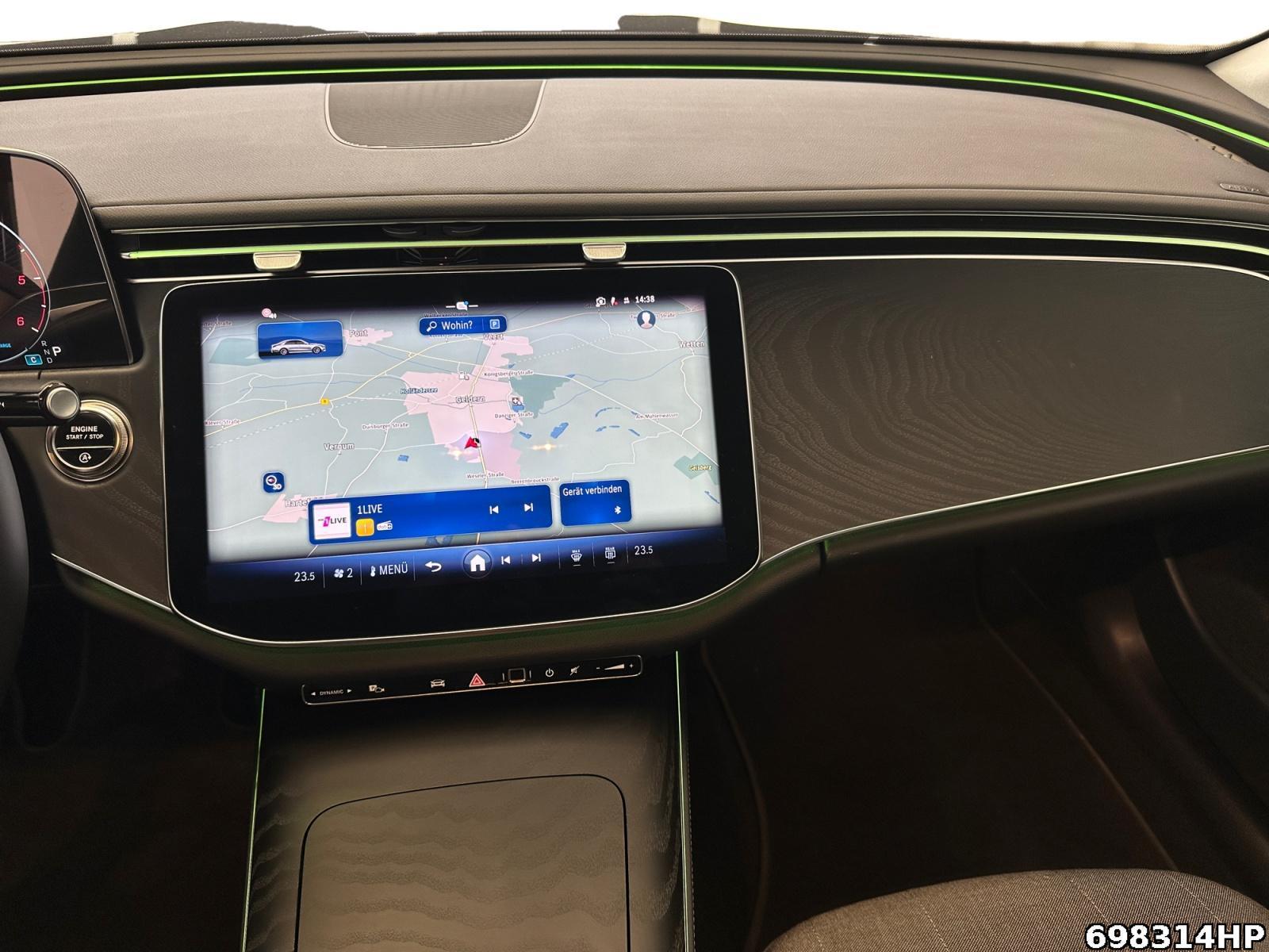 Fahrzeugabbildung Mercedes-Benz E 220 d Avantgarde AHK Kamera DISTRONIC CarPlay
