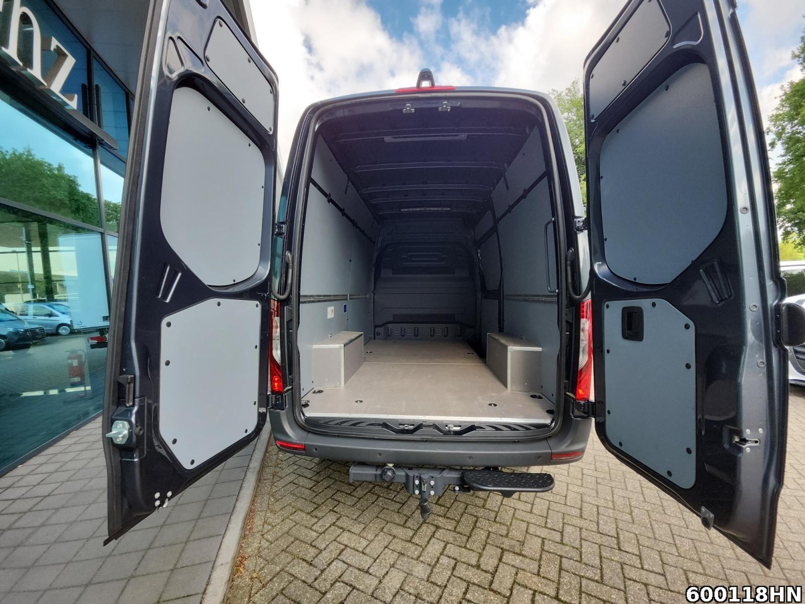 Fahrzeugabbildung Mercedes-Benz Sprinter 319 CDI Kasten PRO*L2H2*ALLRAD*LED*AHK