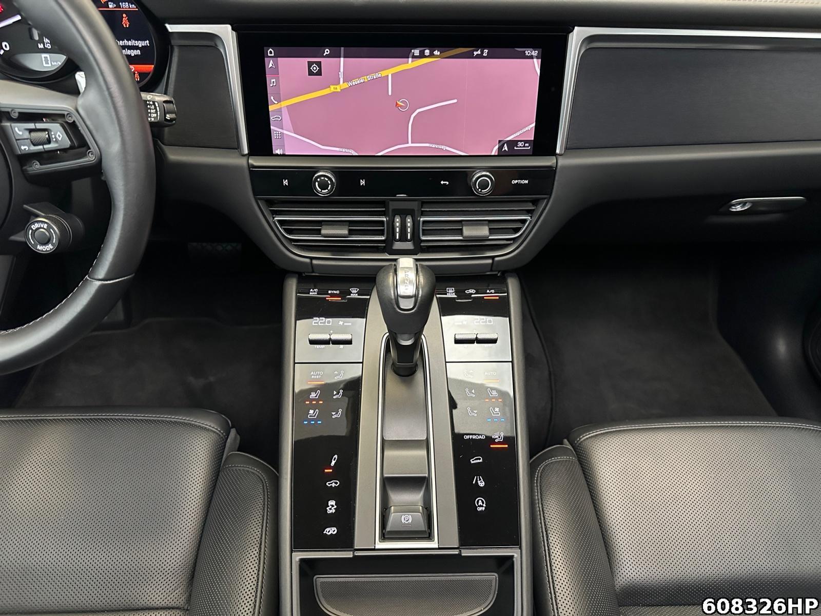 Fahrzeugabbildung Porsche Macan GTS AHK Bose Sound Pano Sport Chrono 360°