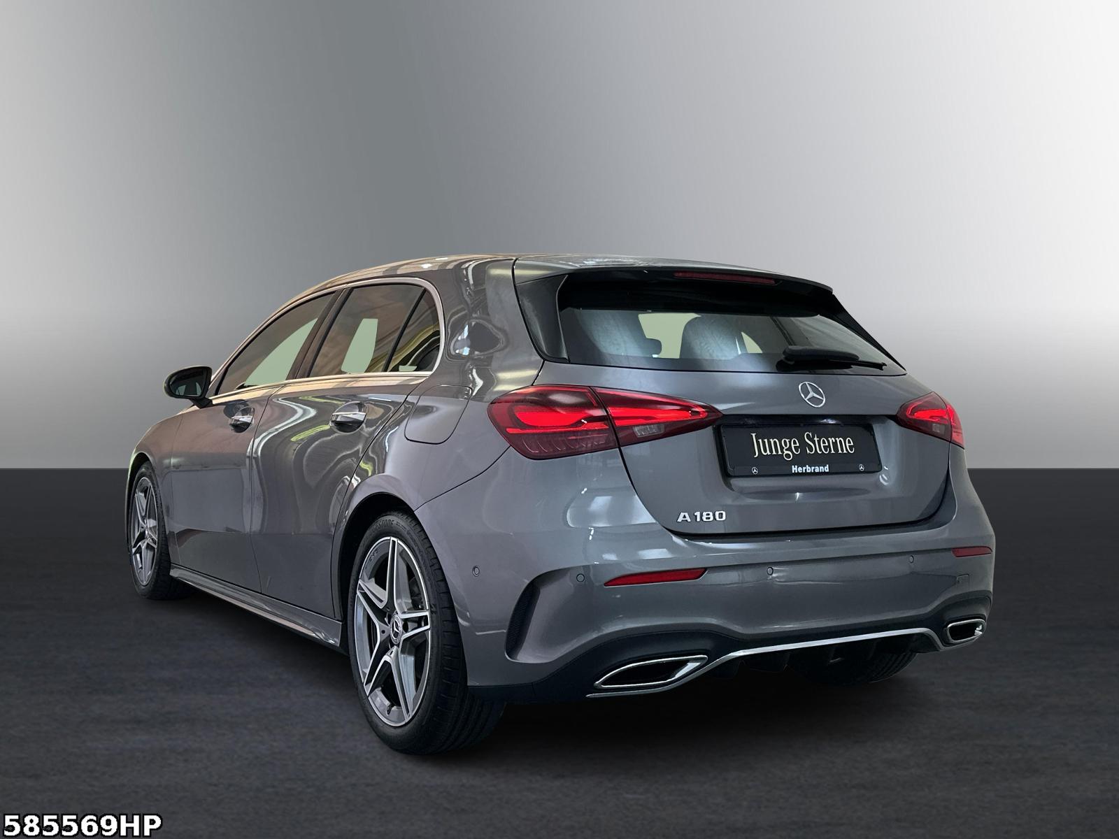 Fahrzeugabbildung Mercedes-Benz A 180 AMG KeylessGo Sportsitze LED Kamera 18