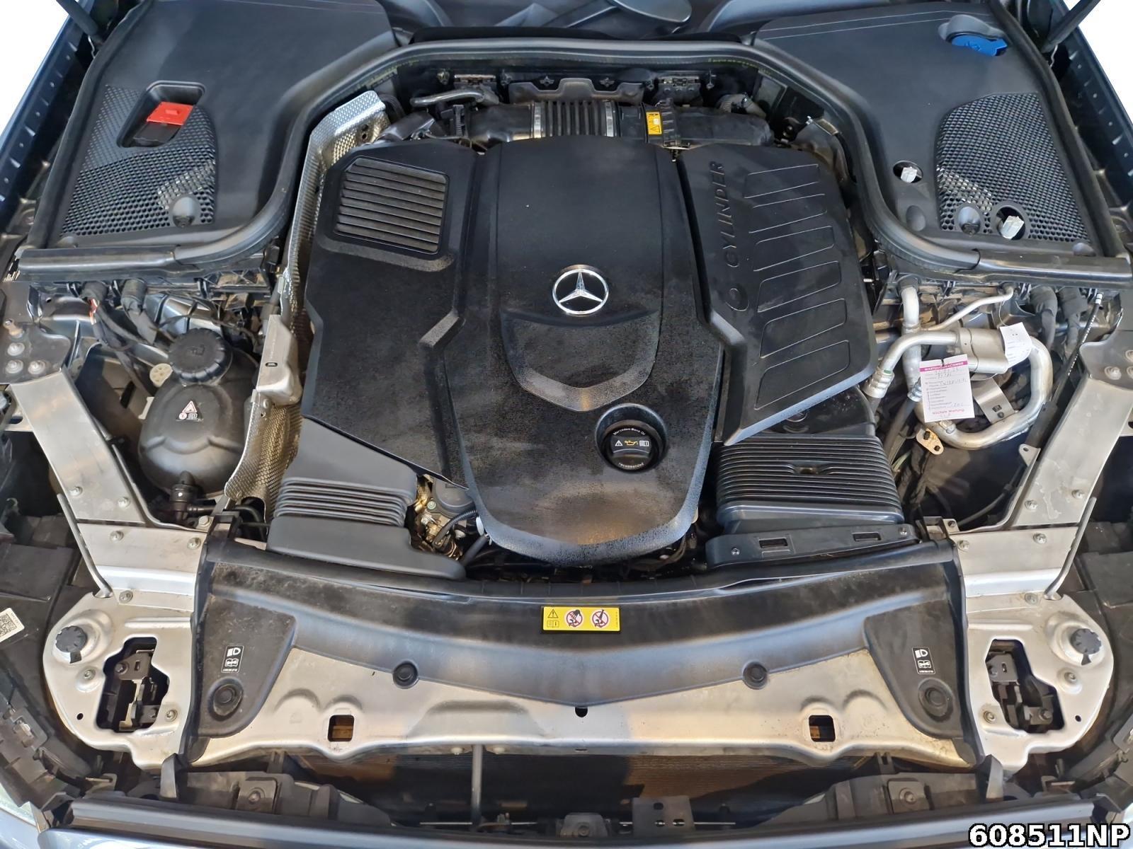 Fahrzeugabbildung Mercedes-Benz E 400 Avantgarde Ambiente Multibeam Apple DAB+