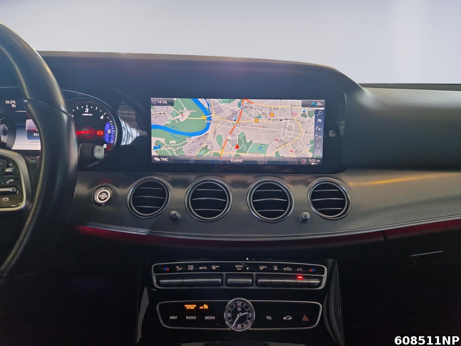 Fahrzeugabbildung Mercedes-Benz E 400 Avantgarde Ambiente Multibeam Apple DAB+