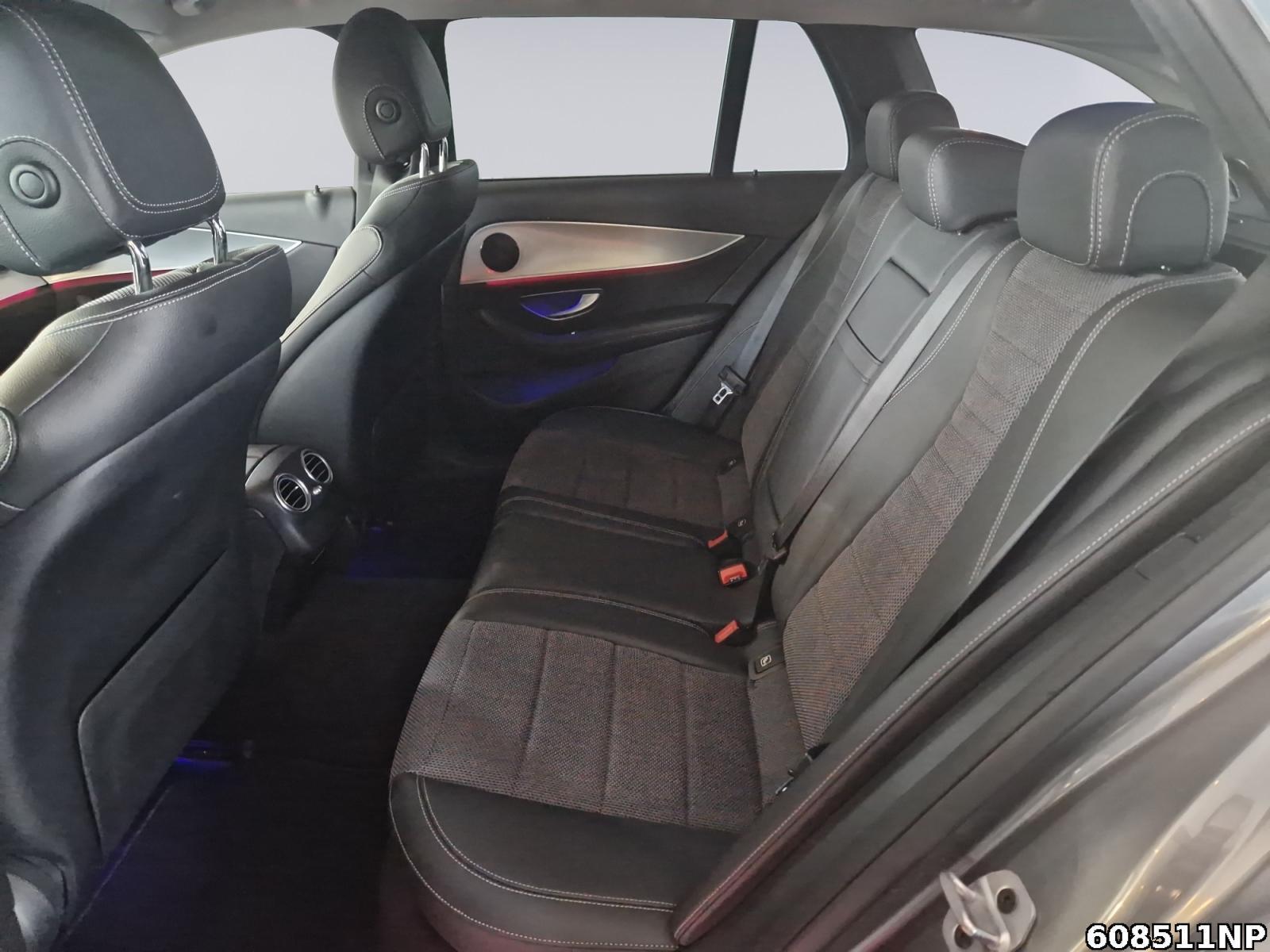 Fahrzeugabbildung Mercedes-Benz E 400 Avantgarde Ambiente Multibeam Apple DAB+
