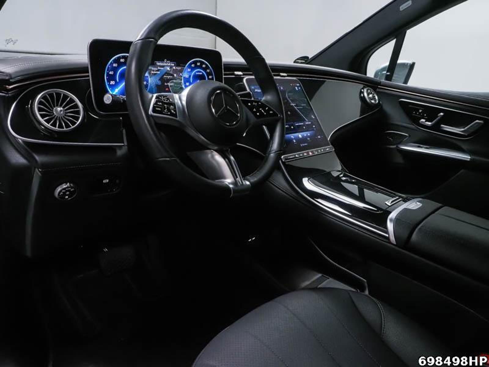 Fahrzeugabbildung Mercedes-Benz EQE SUV 300 Electric Art Distronic Memory 20