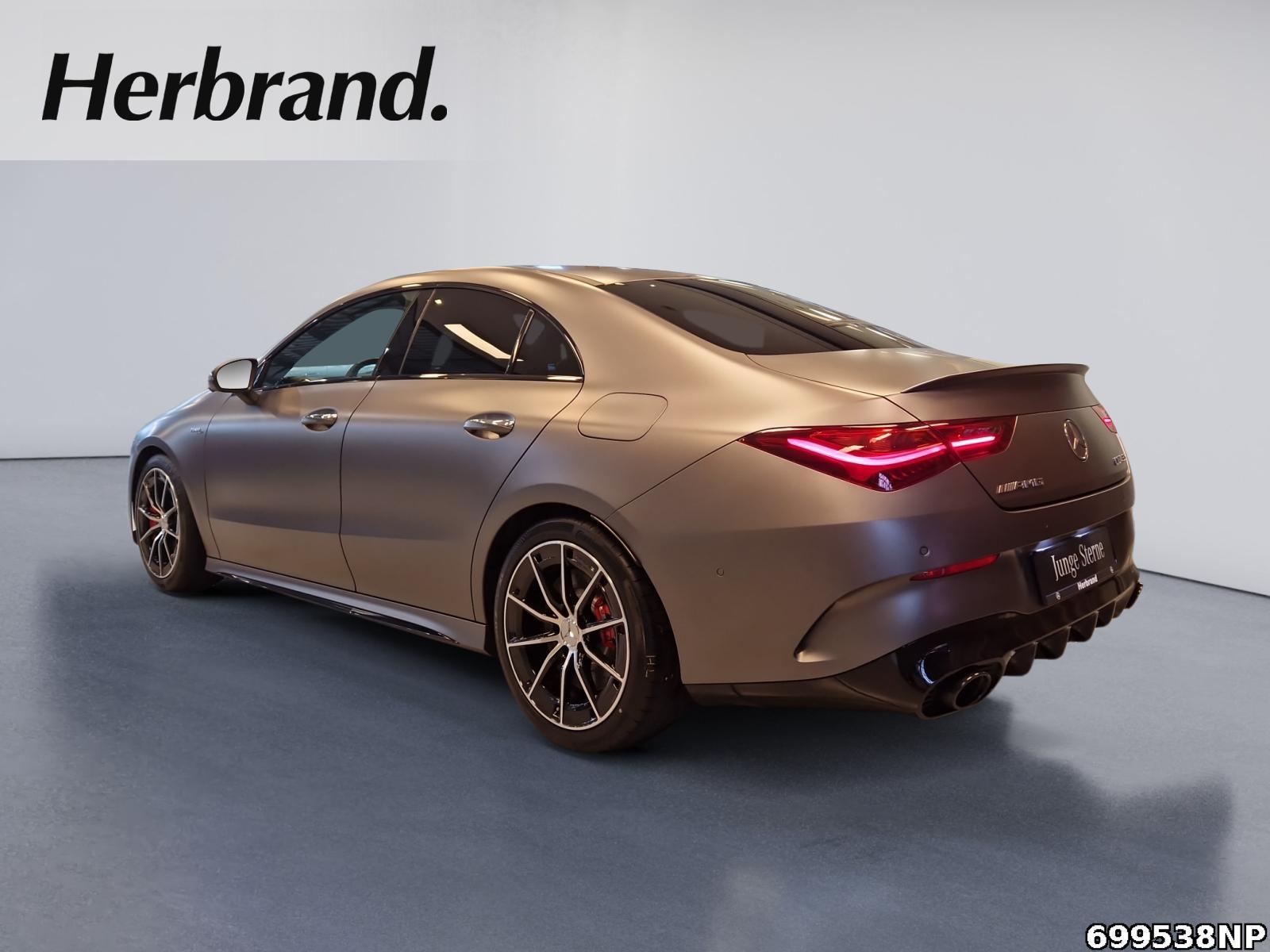Fahrzeugabbildung Mercedes-Benz CLA 35 AMG 4M Pano Night Burmester Multibeam 360