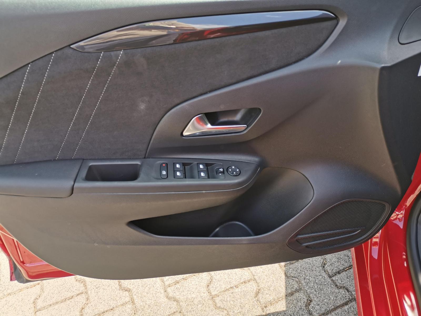 Fahrzeugabbildung Opel Corsa Ultimate+SHZ+PDC+LED+NAVI+USB+KLIMA+