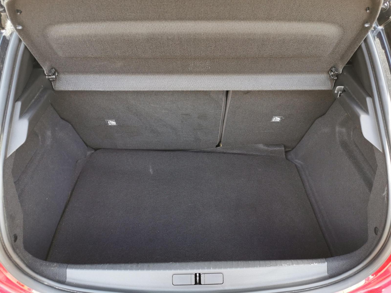 Fahrzeugabbildung Opel Corsa Ultimate+SHZ+PDC+LED+NAVI+USB+KLIMA+