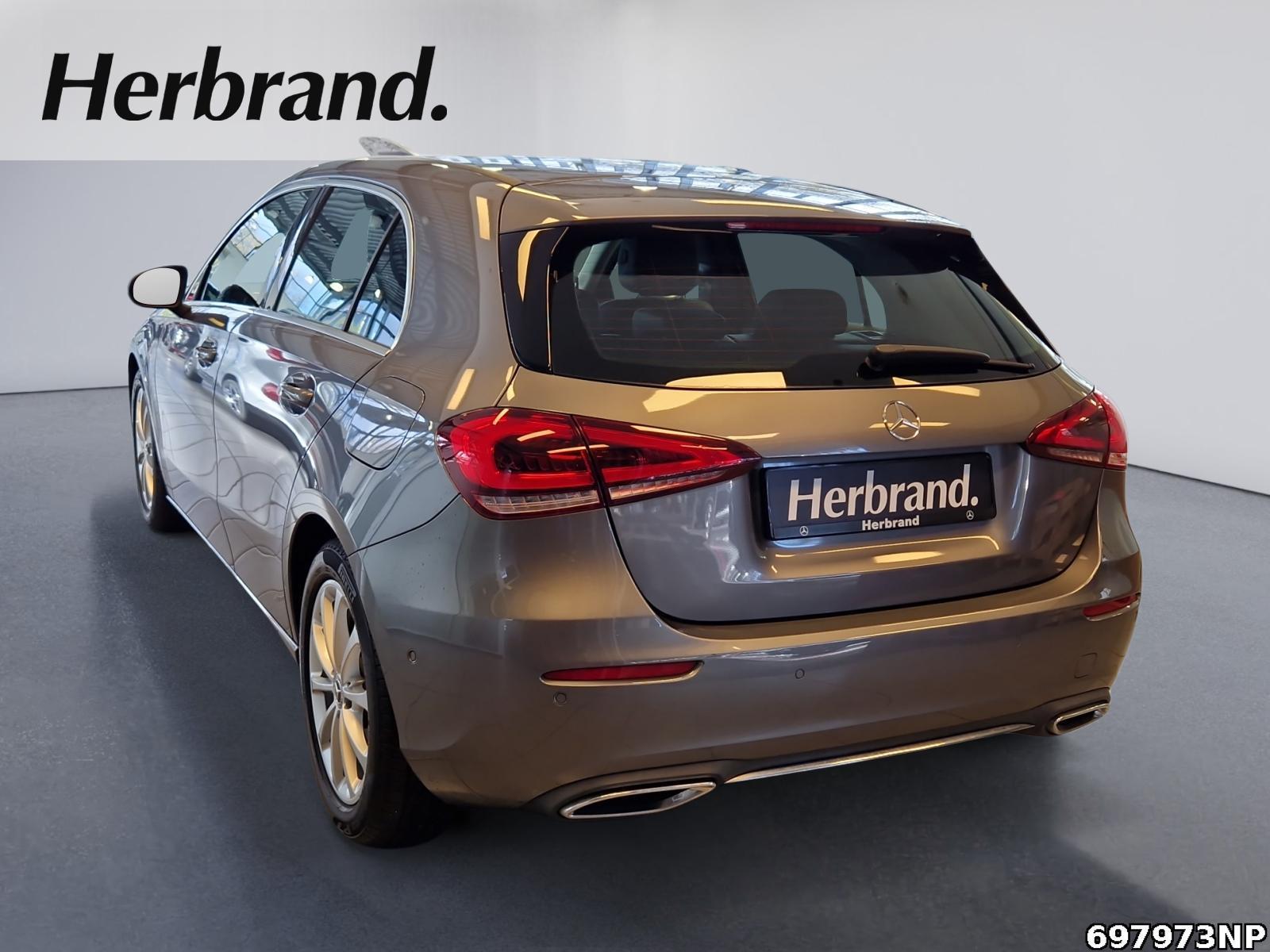 Fahrzeugabbildung Mercedes-Benz A 220 Progressive Business-Paket LED Spurhalte.