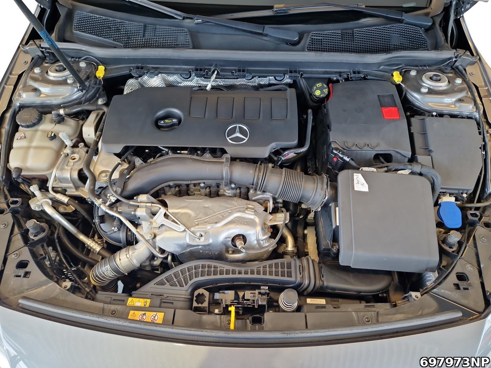 Fahrzeugabbildung Mercedes-Benz A 220 Progressive Business-Paket LED Spurhalte.