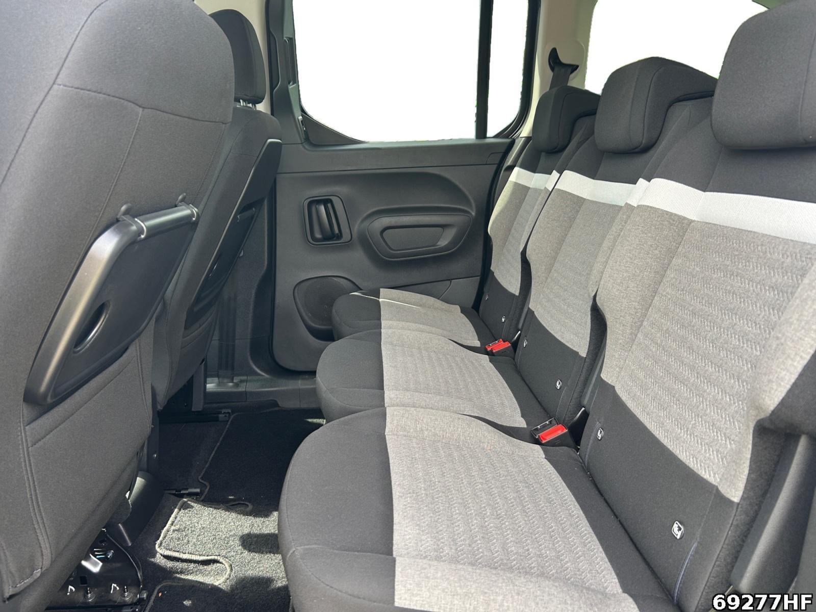 Fahrzeugabbildung Citroën Berlingo e-Berlingo XL 100kW *SHZ*KAMERA*LED*