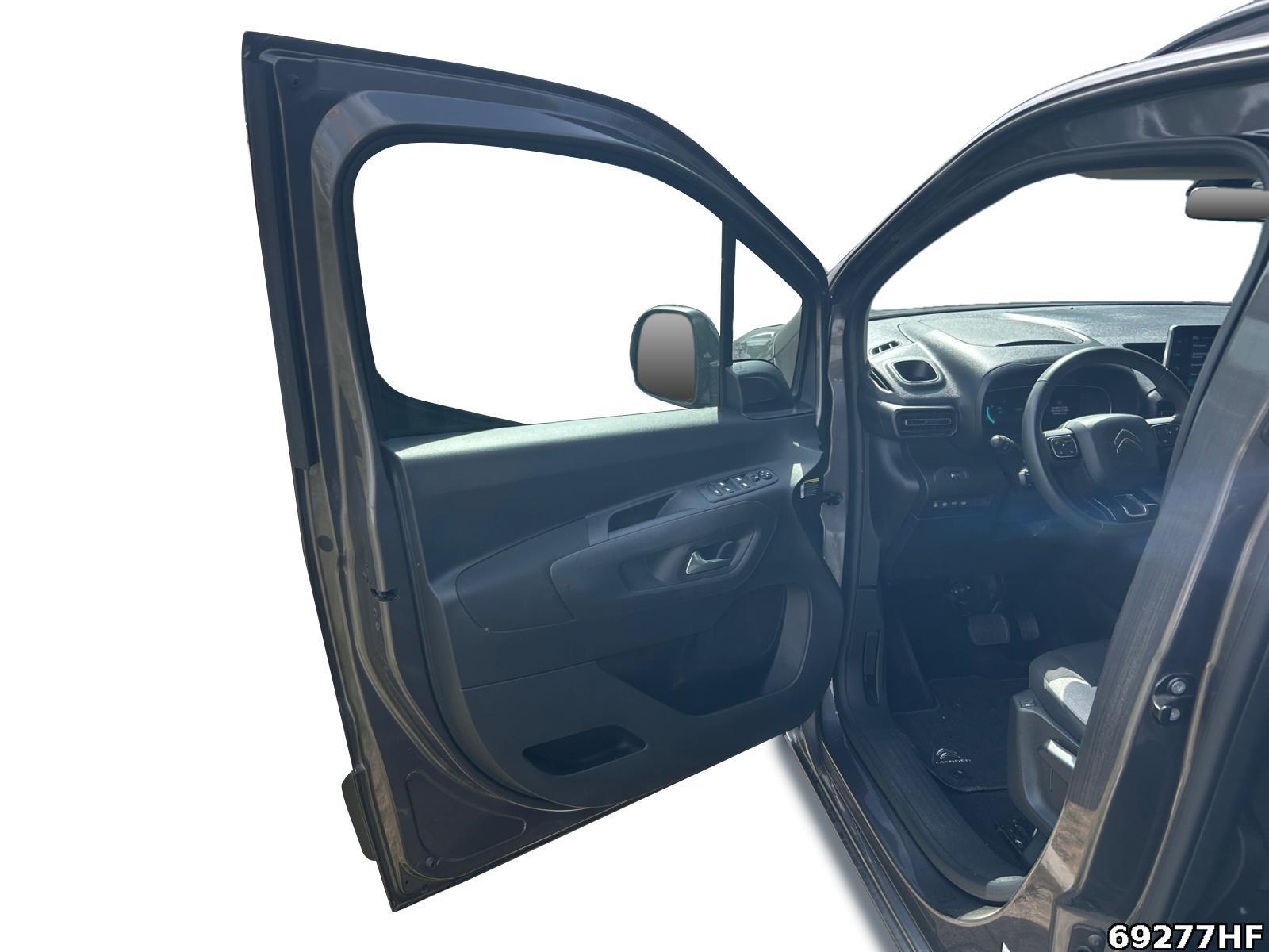 Fahrzeugabbildung Citroën Berlingo e-Berlingo XL 100kW *SHZ*KAMERA*LED*