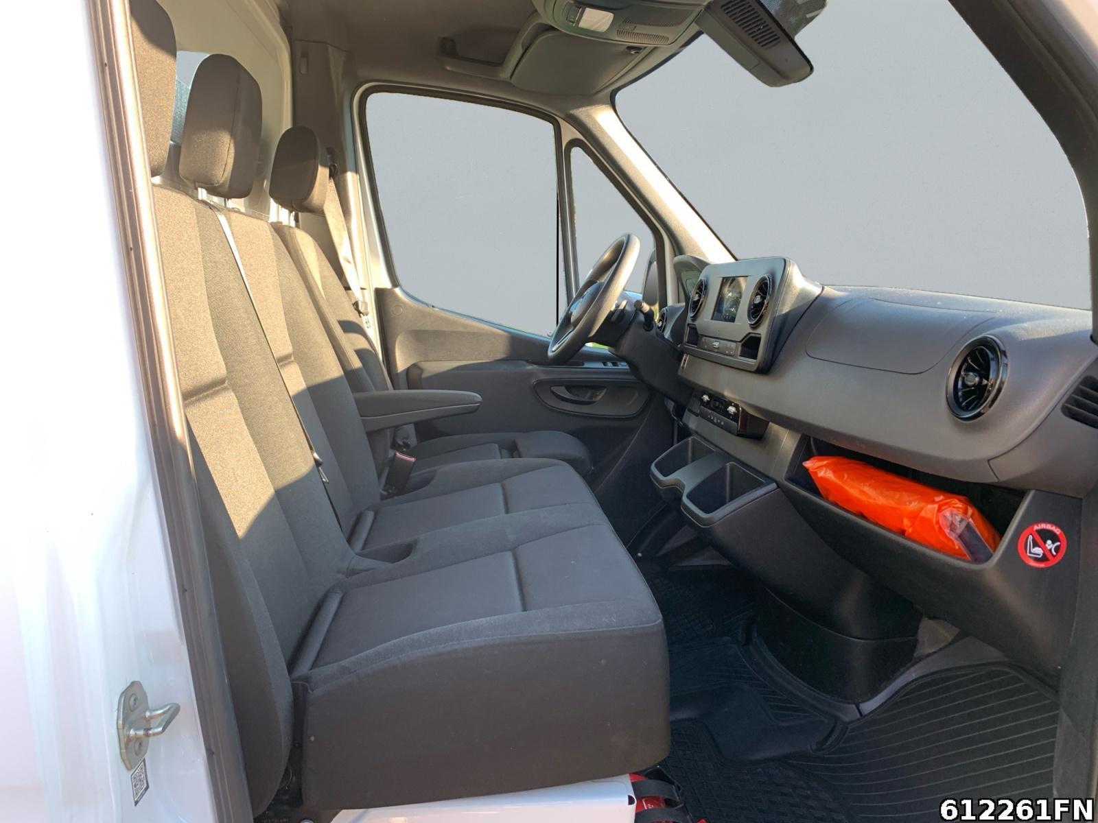 Fahrzeugabbildung Mercedes-Benz Sprinter 317 9G-TRO*LBW*INNENHÖHE 2,4m*KLIMA*KAM