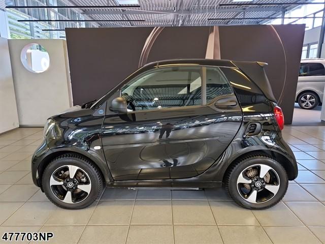 Fahrzeugabbildung Smart ForTwo EQ Passion cabrio Lenkkradhzg Cool&Audio