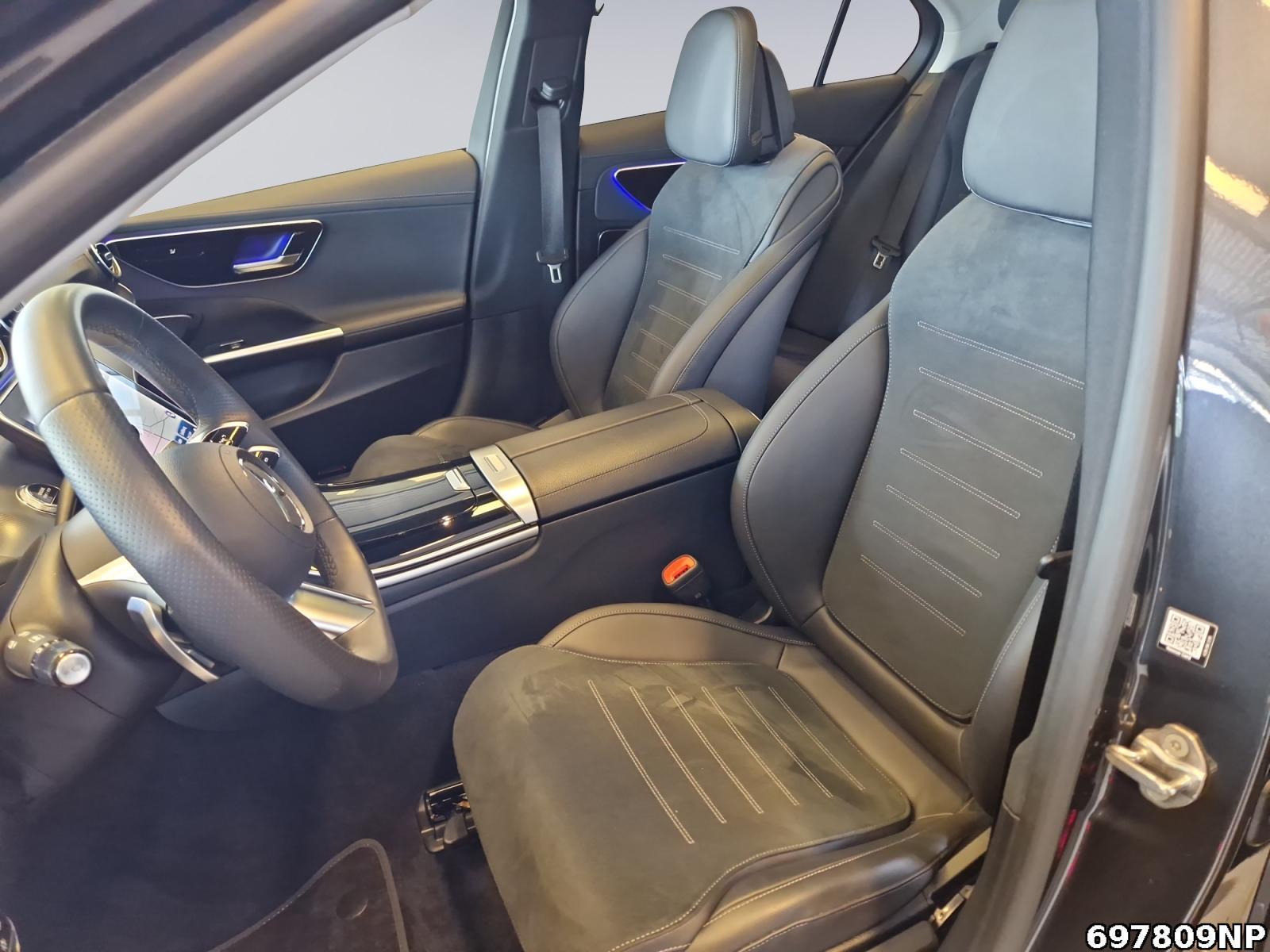 Fahrzeugabbildung Mercedes-Benz C 300 AMG AHK Pano 360° Digital-Light