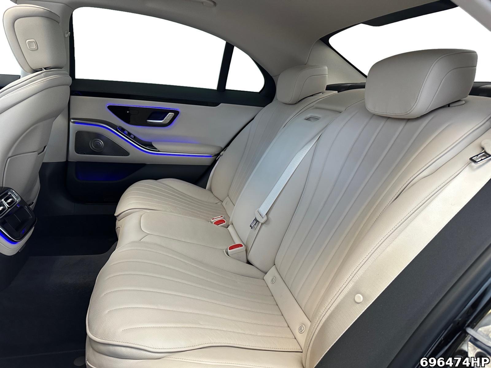 Fahrzeugabbildung Mercedes-Benz S 580 e Limousine lang BURMESTER Pano DISTRONIC