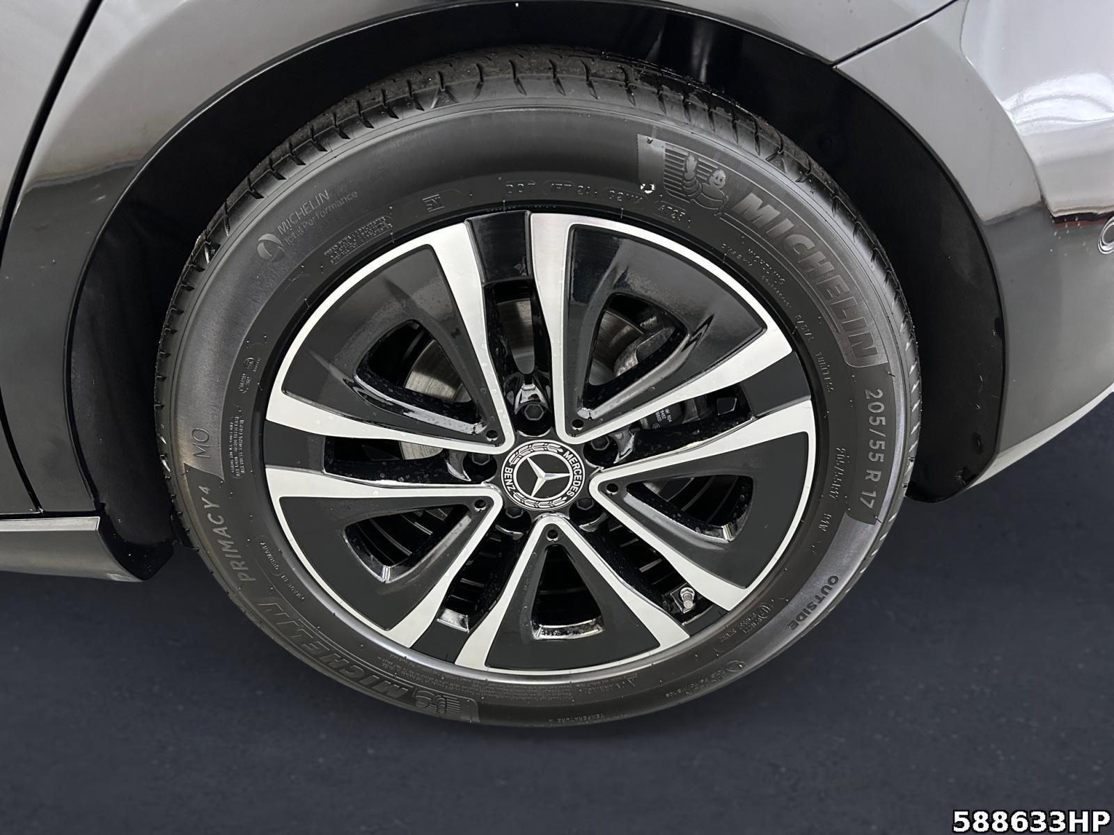 Fahrzeugabbildung Mercedes-Benz A 180 Progressive Lenkradhzg Rückfahrkamera LED