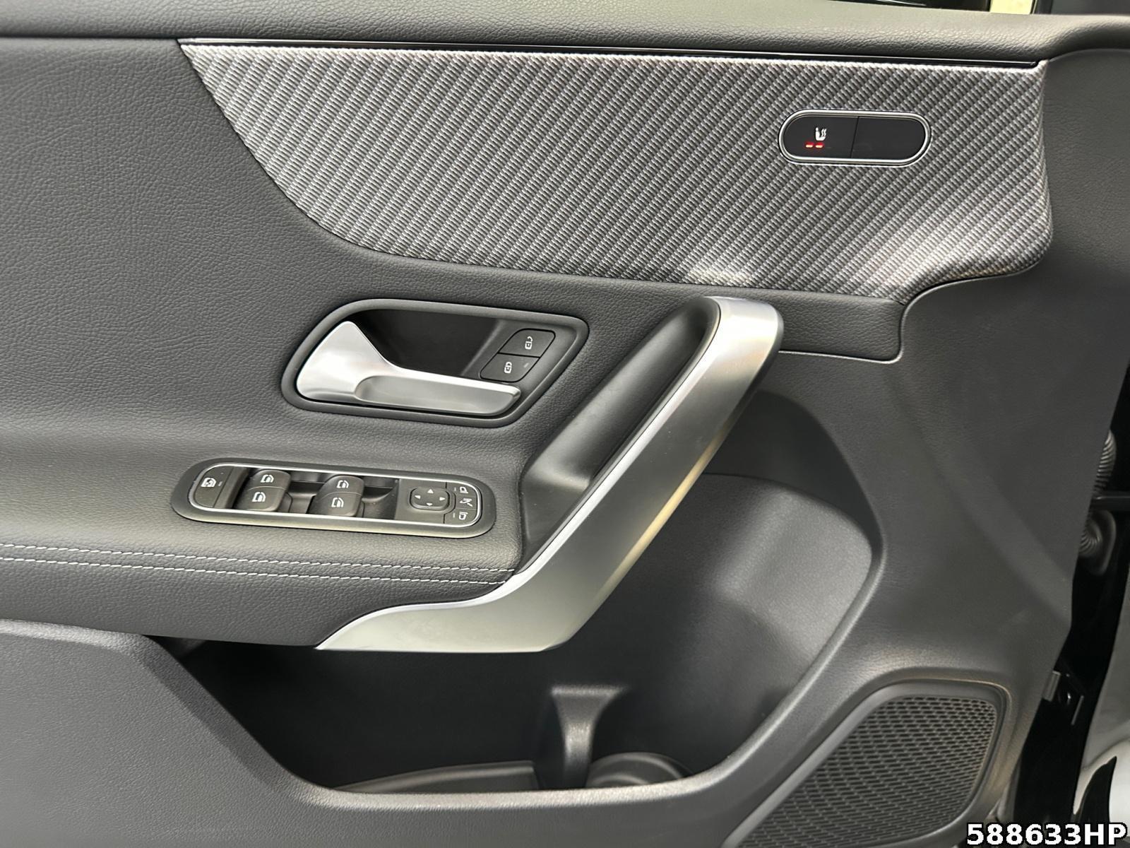 Fahrzeugabbildung Mercedes-Benz A 180 Progressive Lenkradhzg Rückfahrkamera LED