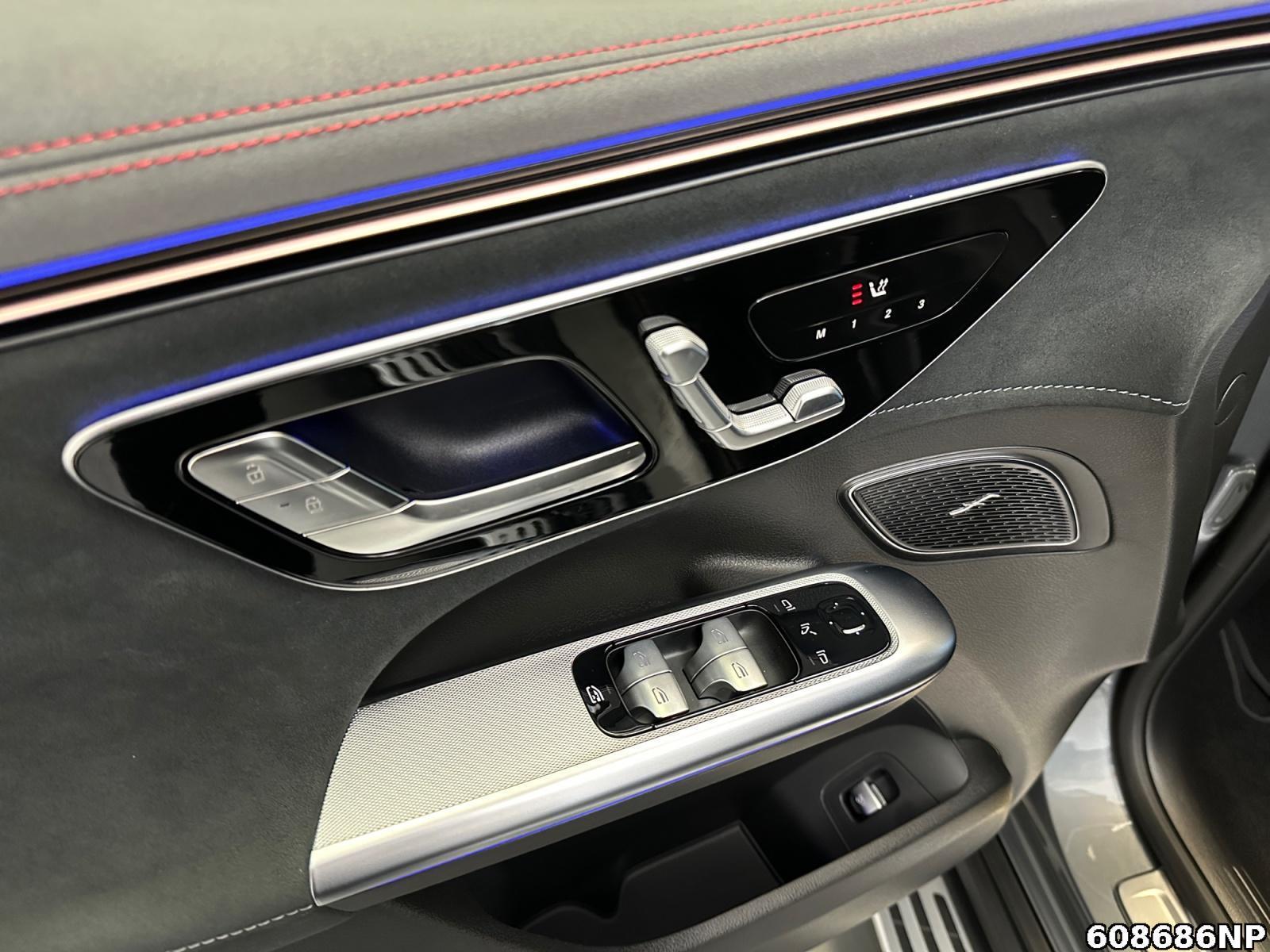 Fahrzeugabbildung Mercedes-Benz EQE SUV 350+ AMG Memory AHK Assistenz GUARD 360