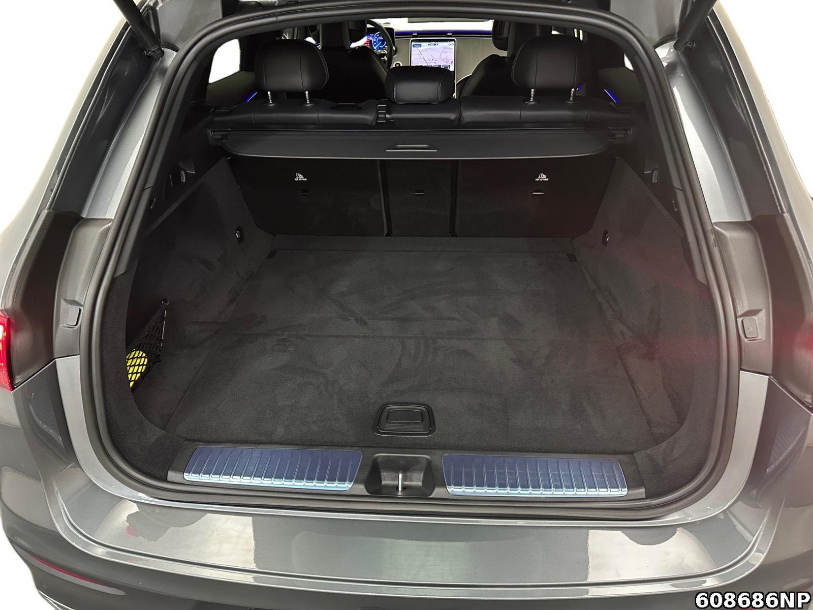 Fahrzeugabbildung Mercedes-Benz EQE SUV 350+ AMG Memory AHK Assistenz GUARD 360