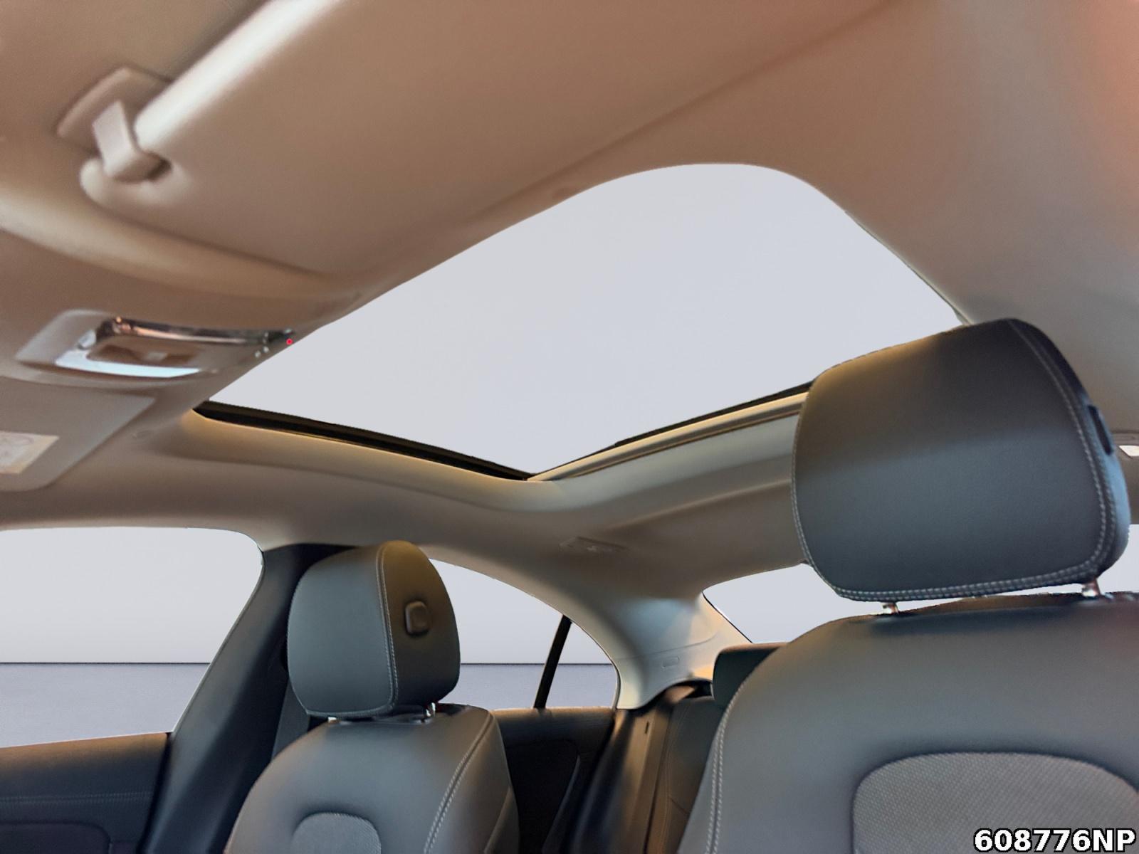 Fahrzeugabbildung Mercedes-Benz CLA 180 Progressive Pano Kamera Lenkradhzg LED.