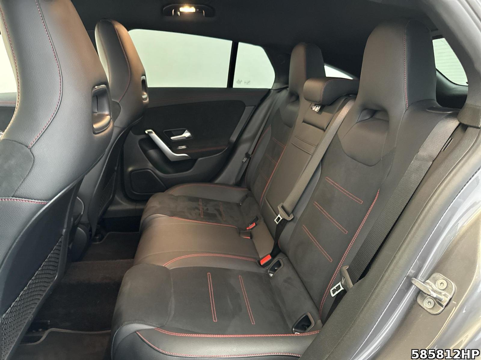 Fahrzeugabbildung Mercedes-Benz CLA 250 Shooting Brake 4M AMG Keyless 360° USB+