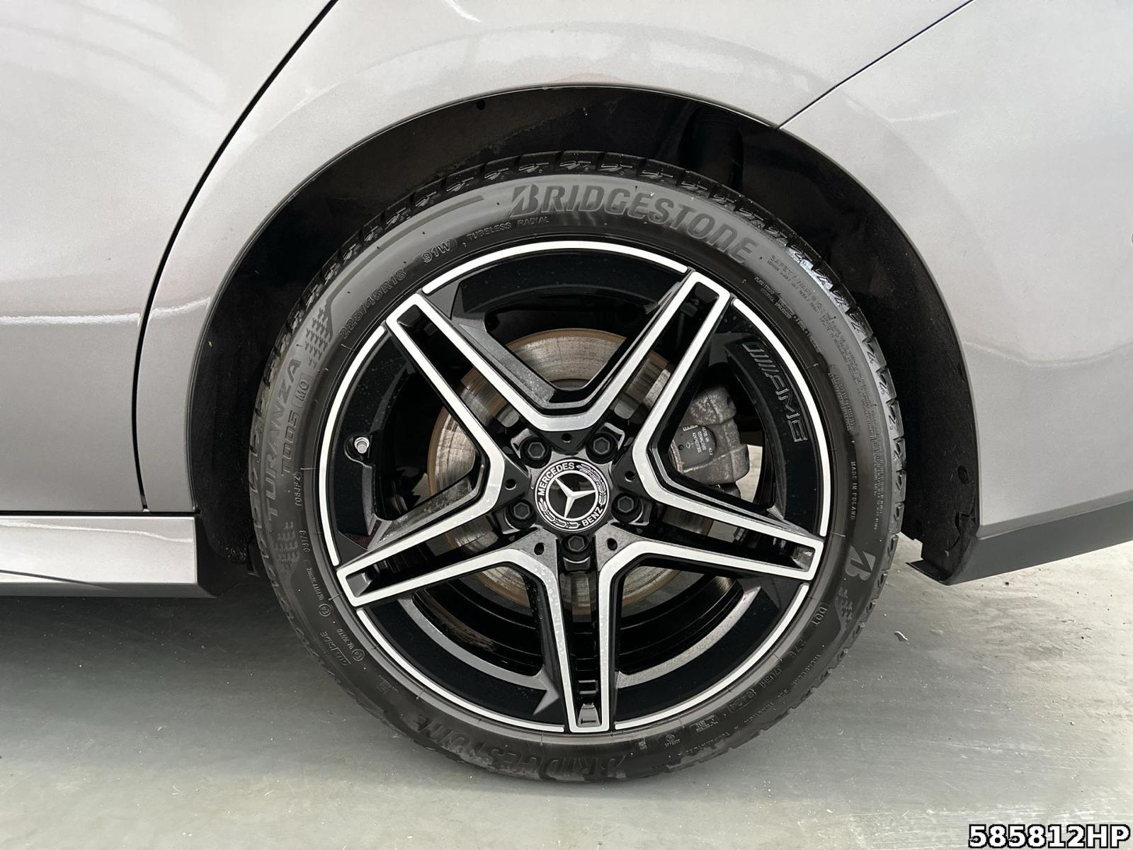 Fahrzeugabbildung Mercedes-Benz CLA 250 Shooting Brake 4M AMG Keyless 360° USB+
