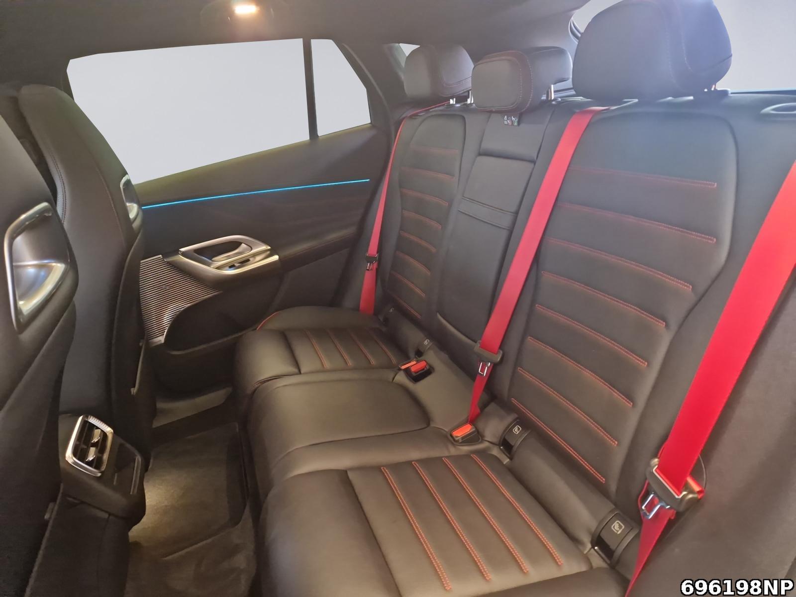Fahrzeugabbildung Mercedes-Benz GLC 400 4MATIC +HYPER+DIGITAL+MASSAGE+AHK+4D+