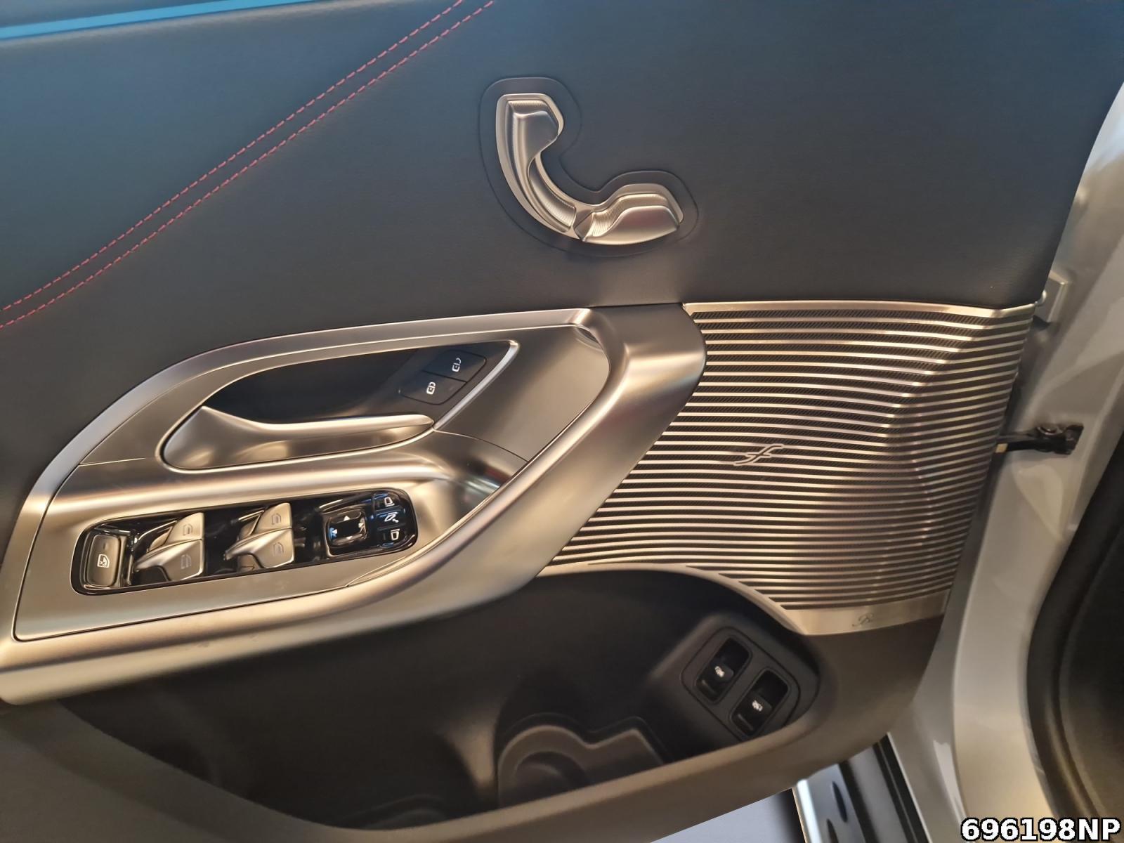 Fahrzeugabbildung Mercedes-Benz GLC 400 4MATIC +HYPER+DIGITAL+MASSAGE+AHK+4D+