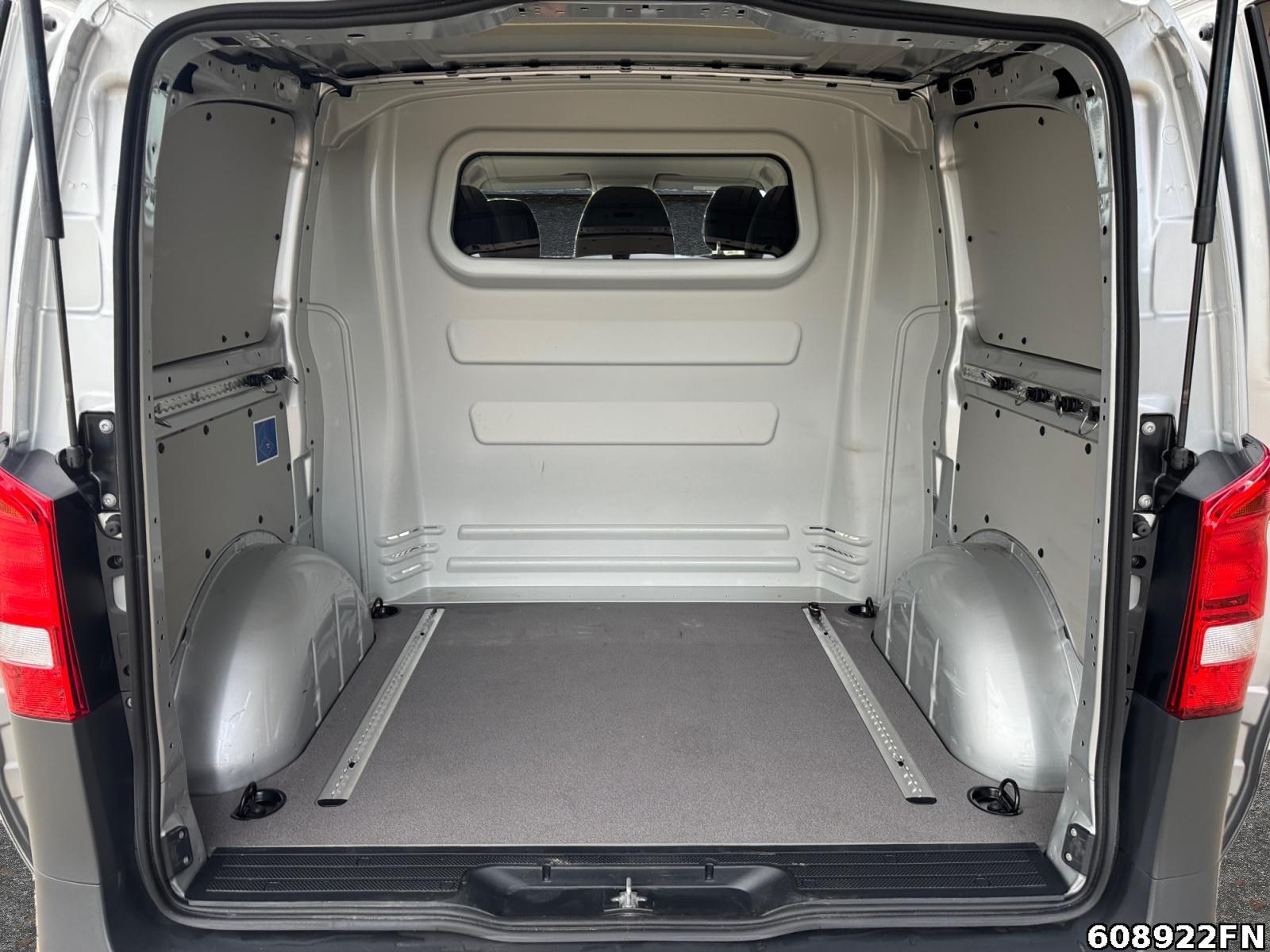 Fahrzeugabbildung Mercedes-Benz Vito 114 CDI *Mixto*4M*Automatik*Shz*