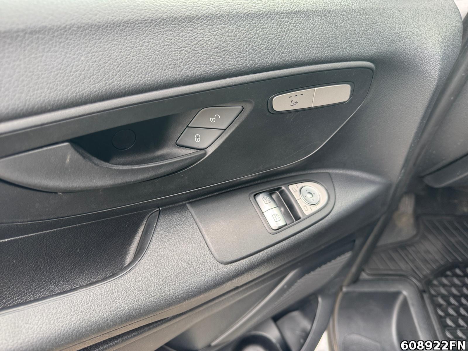 Fahrzeugabbildung Mercedes-Benz Vito 114 CDI *Mixto*4M*Automatik*Shz*