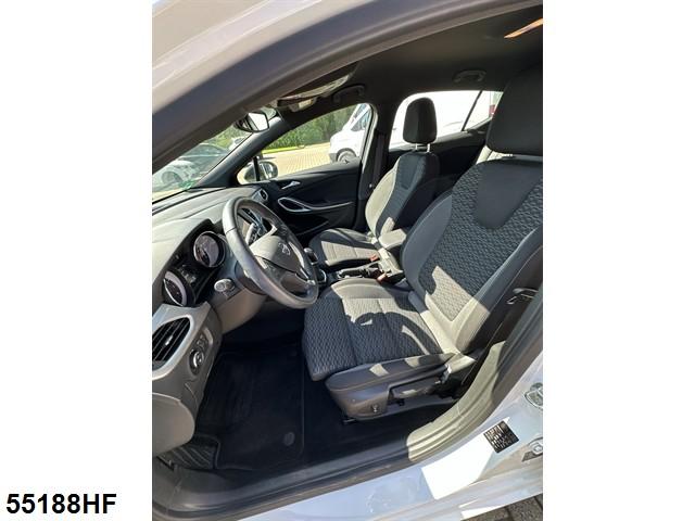 Fahrzeugabbildung Opel Astra K GS Line SHZ+NAVI+LED+TEMPOMAT