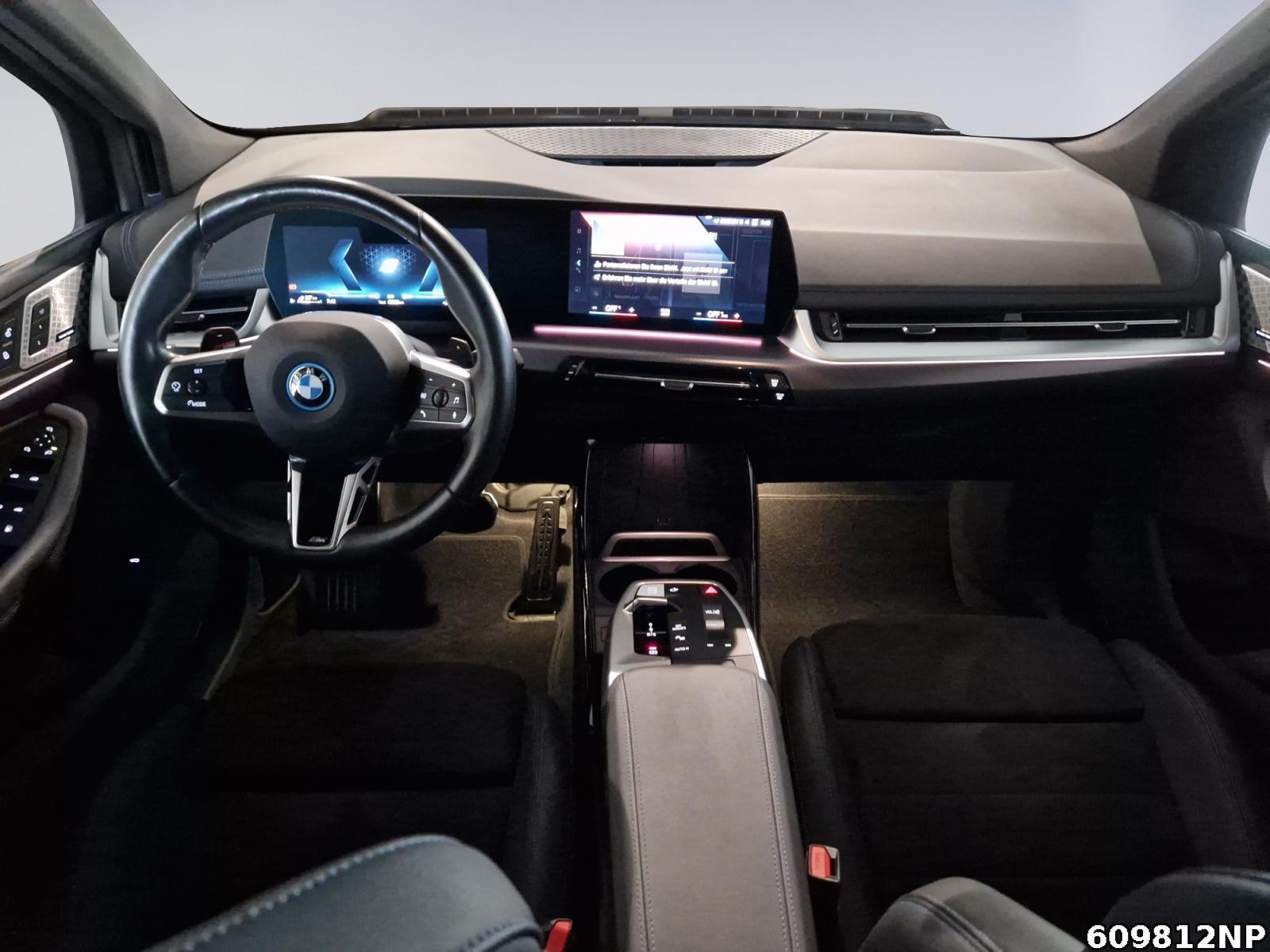 Fahrzeugabbildung BMW 225 e Active Tourer xDrive M Sport LED AHK PDC