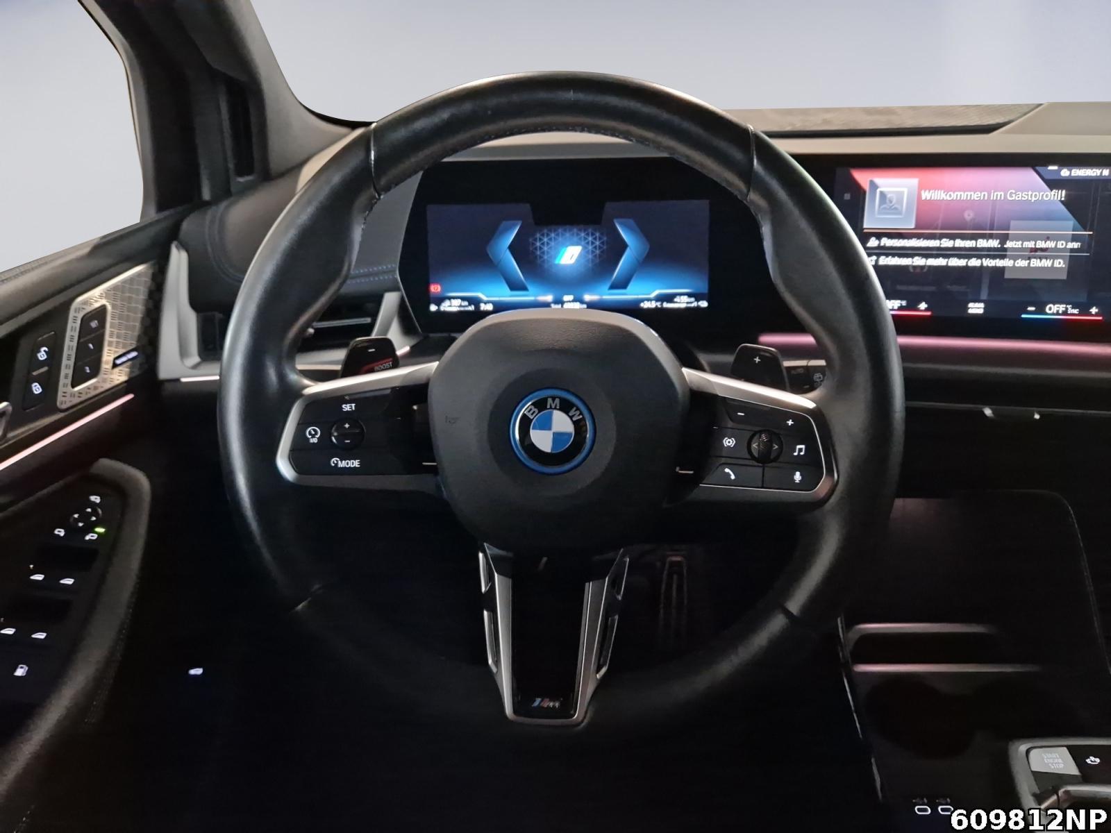 Fahrzeugabbildung BMW 225 e Active Tourer xDrive M Sport LED AHK PDC