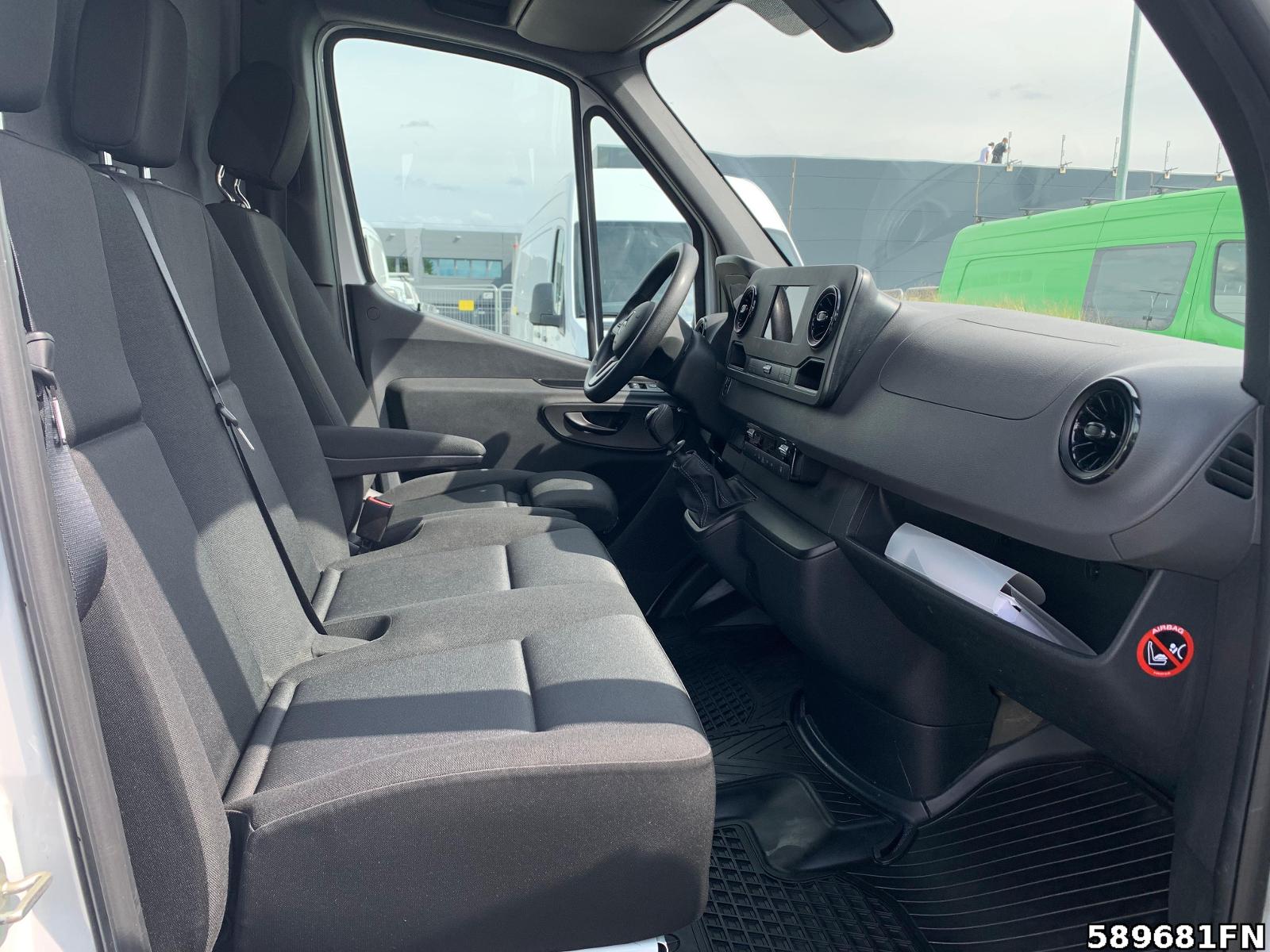 Fahrzeugabbildung Mercedes-Benz Sprinter 314 L2H2 KLIMA*STANDHEIZ*SEILWINDE/KRAN