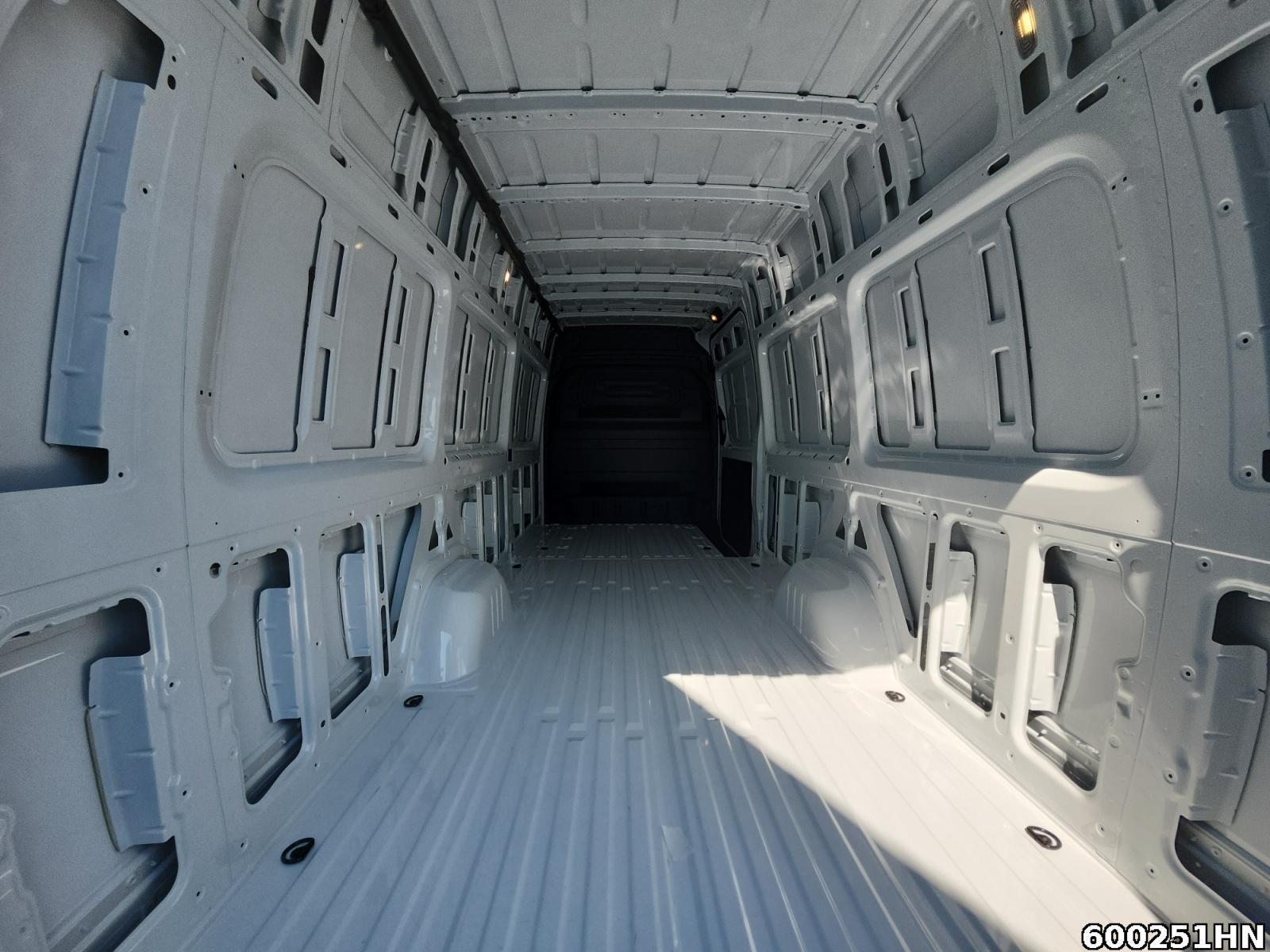 Fahrzeugabbildung Mercedes-Benz Sprinter 319 CDI Kasten PRO*Extralang*XXL*LED*