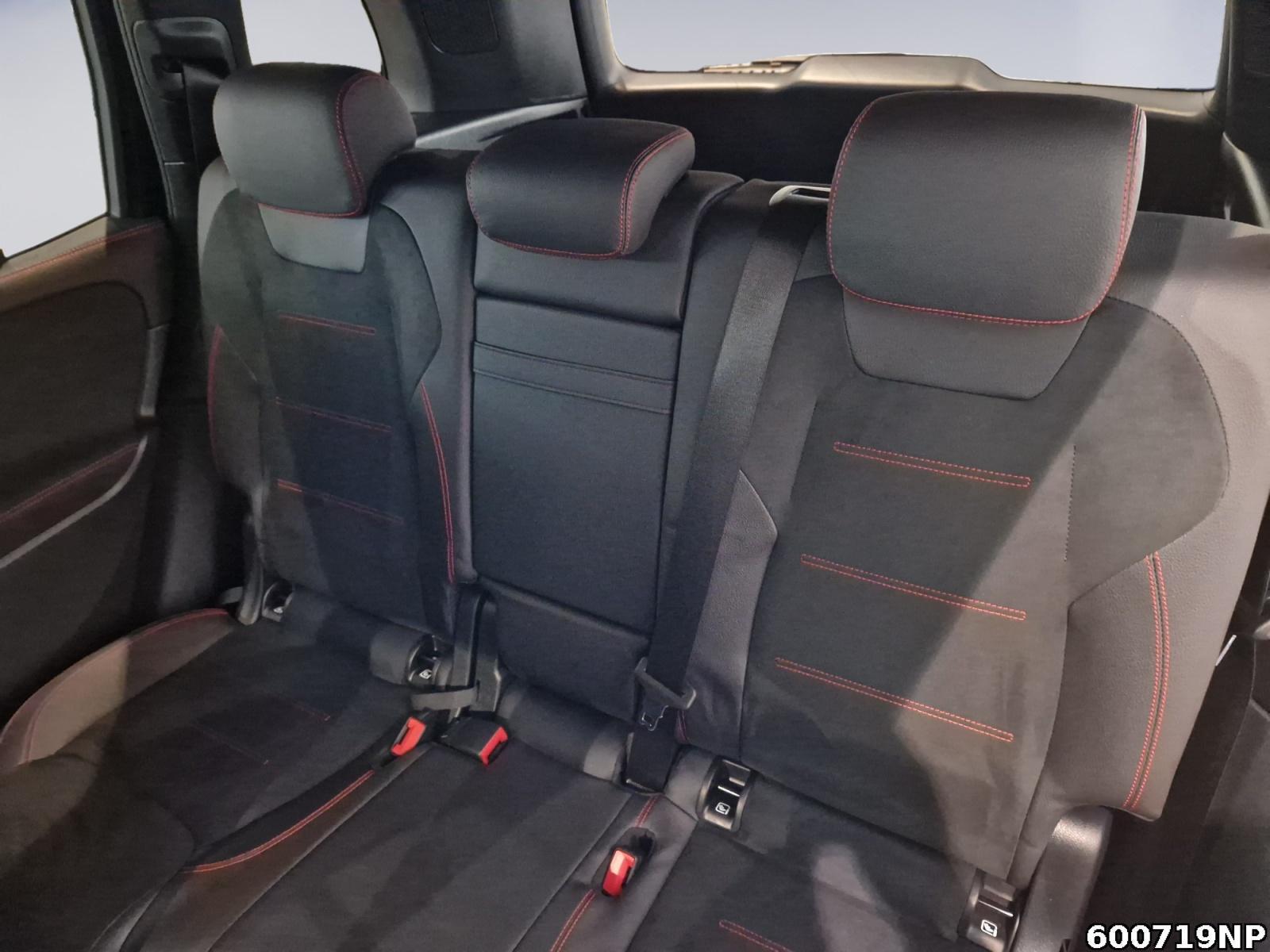 Fahrzeugabbildung Mercedes-Benz GLB 200 AMG AHK Night Kamera Ambiente LED