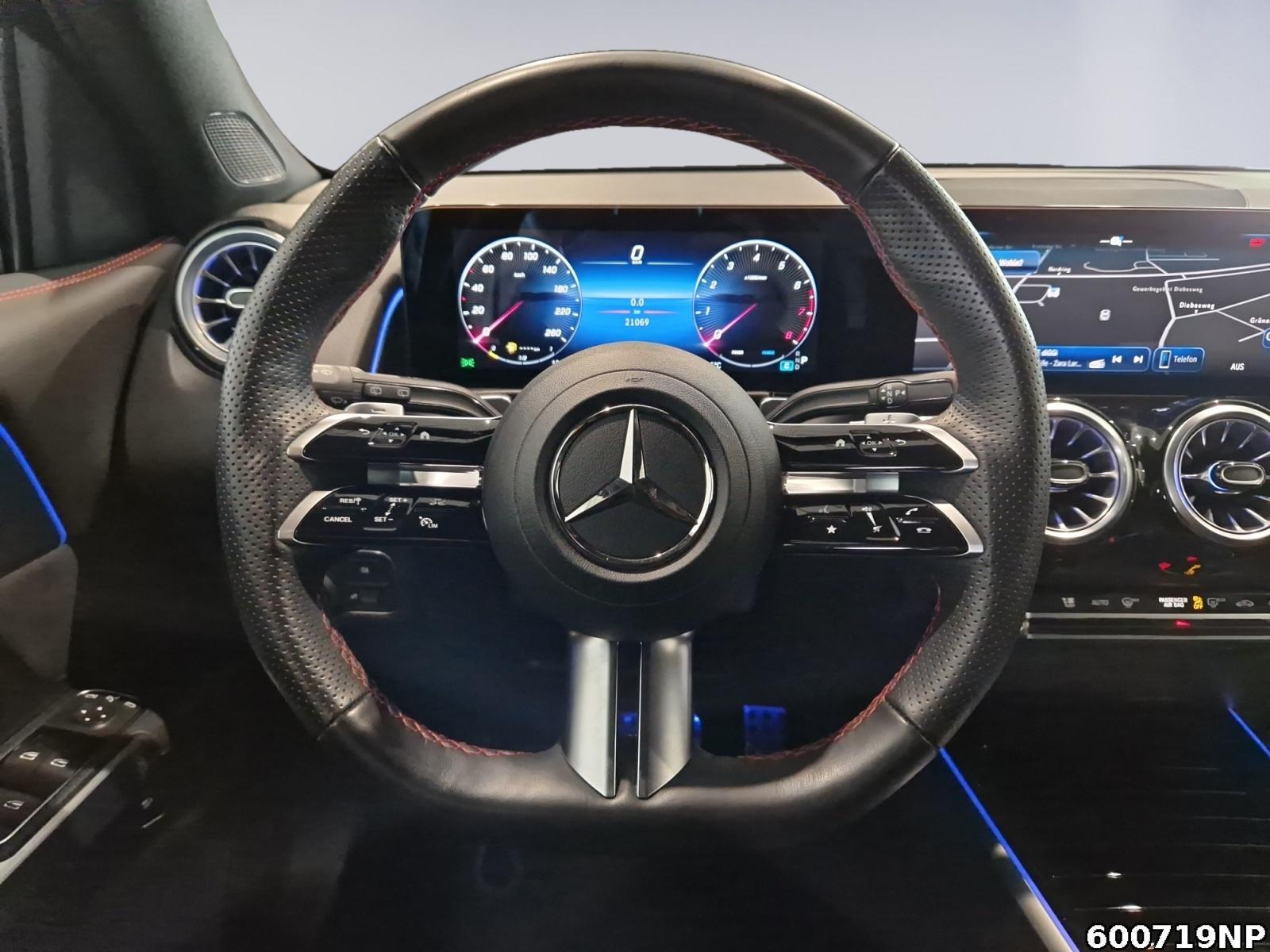 Fahrzeugabbildung Mercedes-Benz GLB 200 AMG AHK Night Kamera Ambiente LED