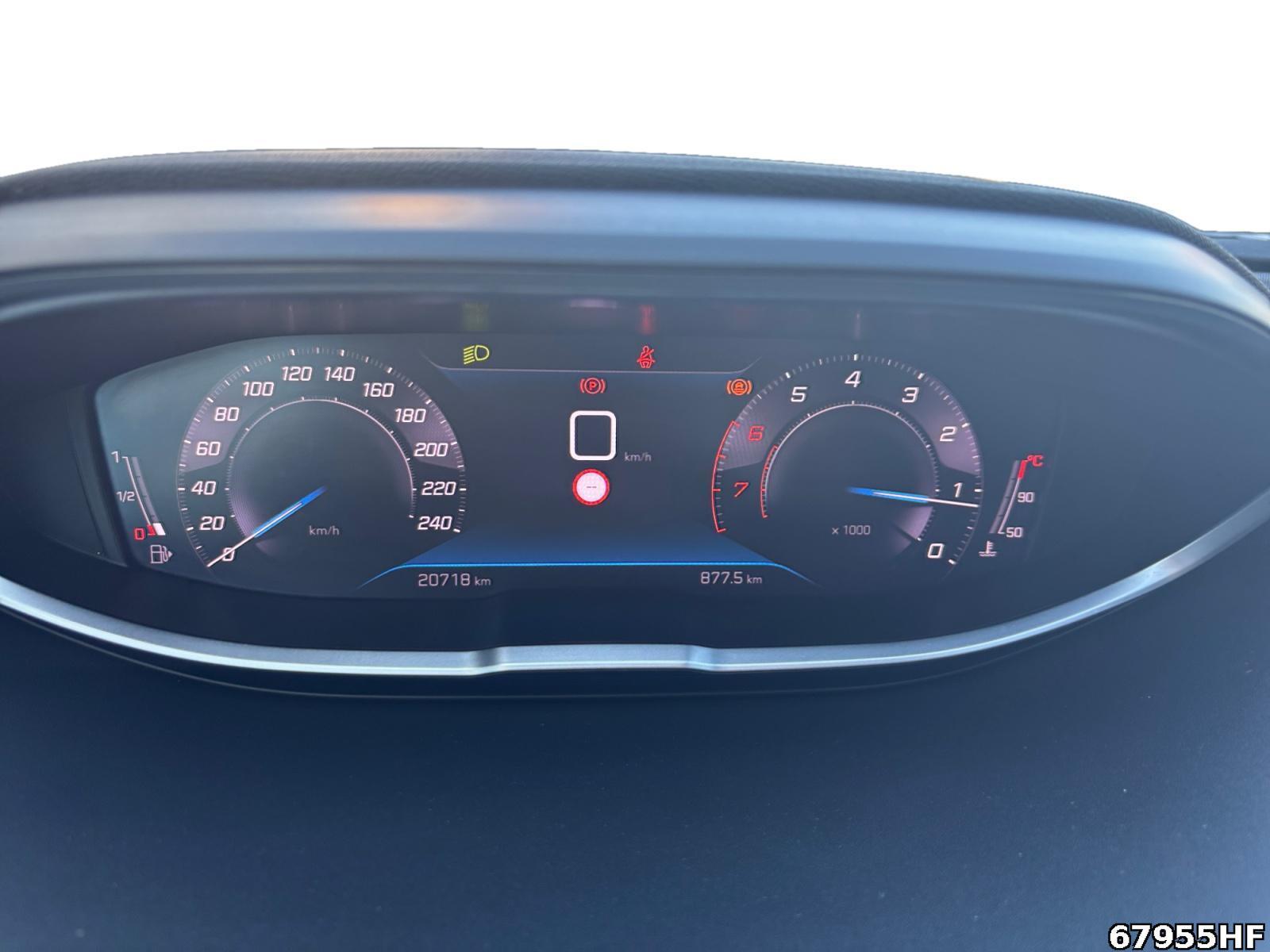 Fahrzeugabbildung Peugeot 3008 Allure +SHZ+CARPLAY+KEYLESS+180KMERA