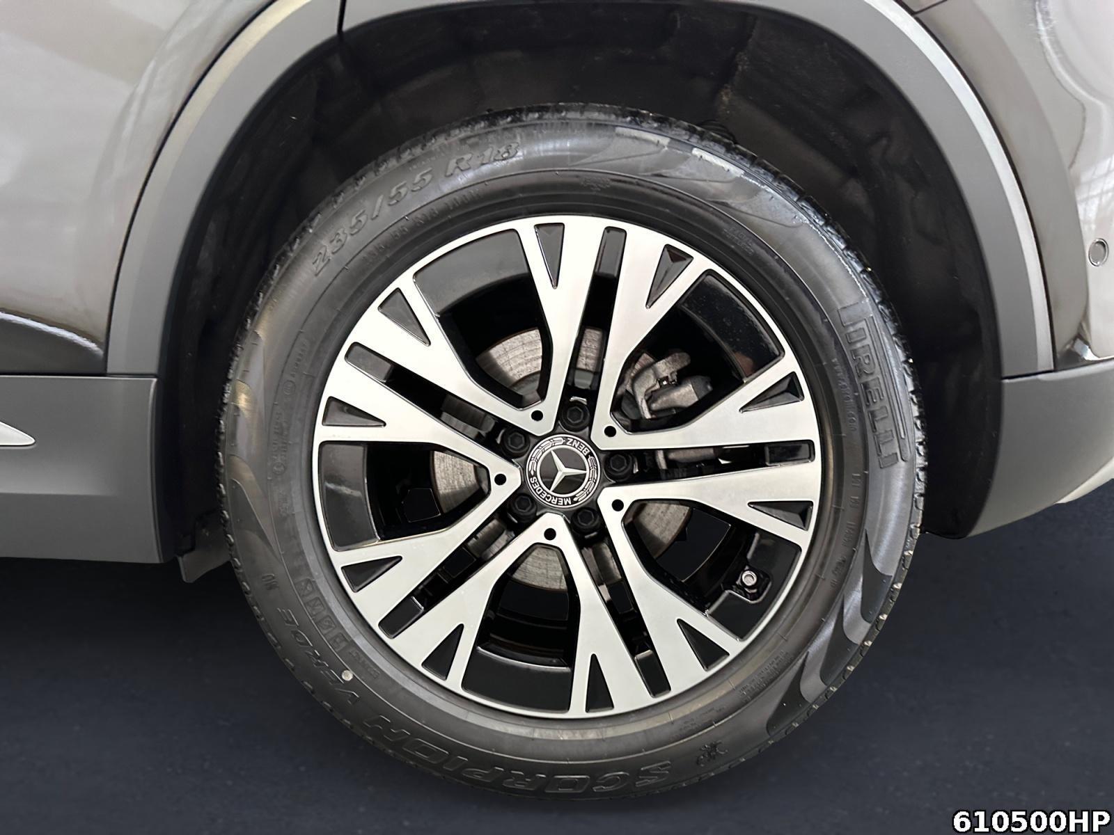 Fahrzeugabbildung Mercedes-Benz GLA 200 Progressive