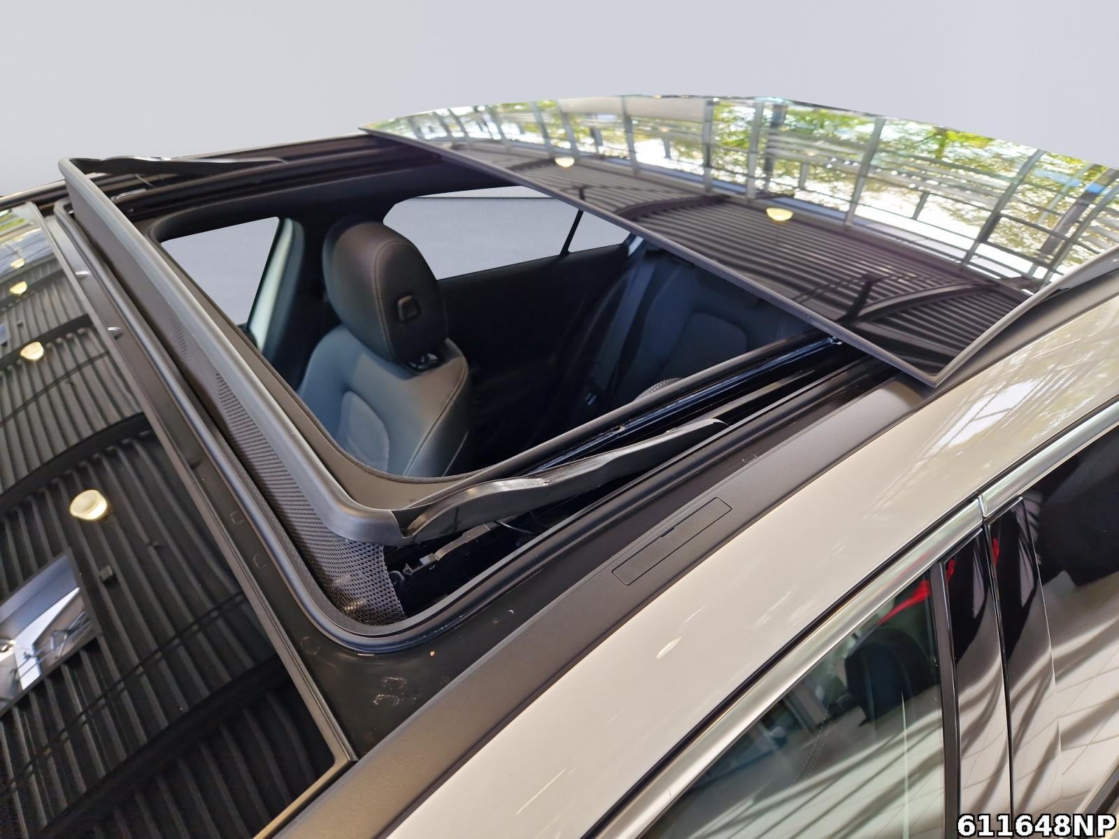 Fahrzeugabbildung Mercedes-Benz A 200 Progressive Panoramadach Kamera CarPlay