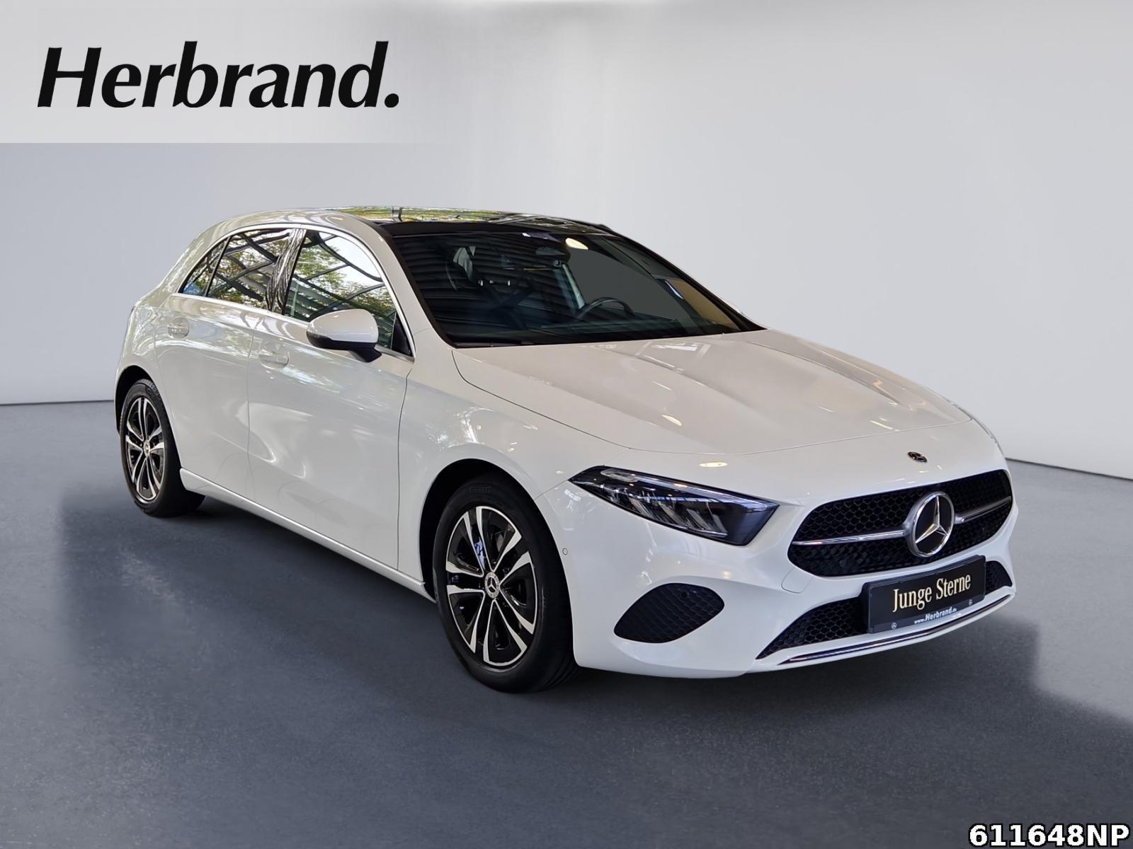 Fahrzeugabbildung Mercedes-Benz A 200 Progressive Panoramadach Kamera CarPlay