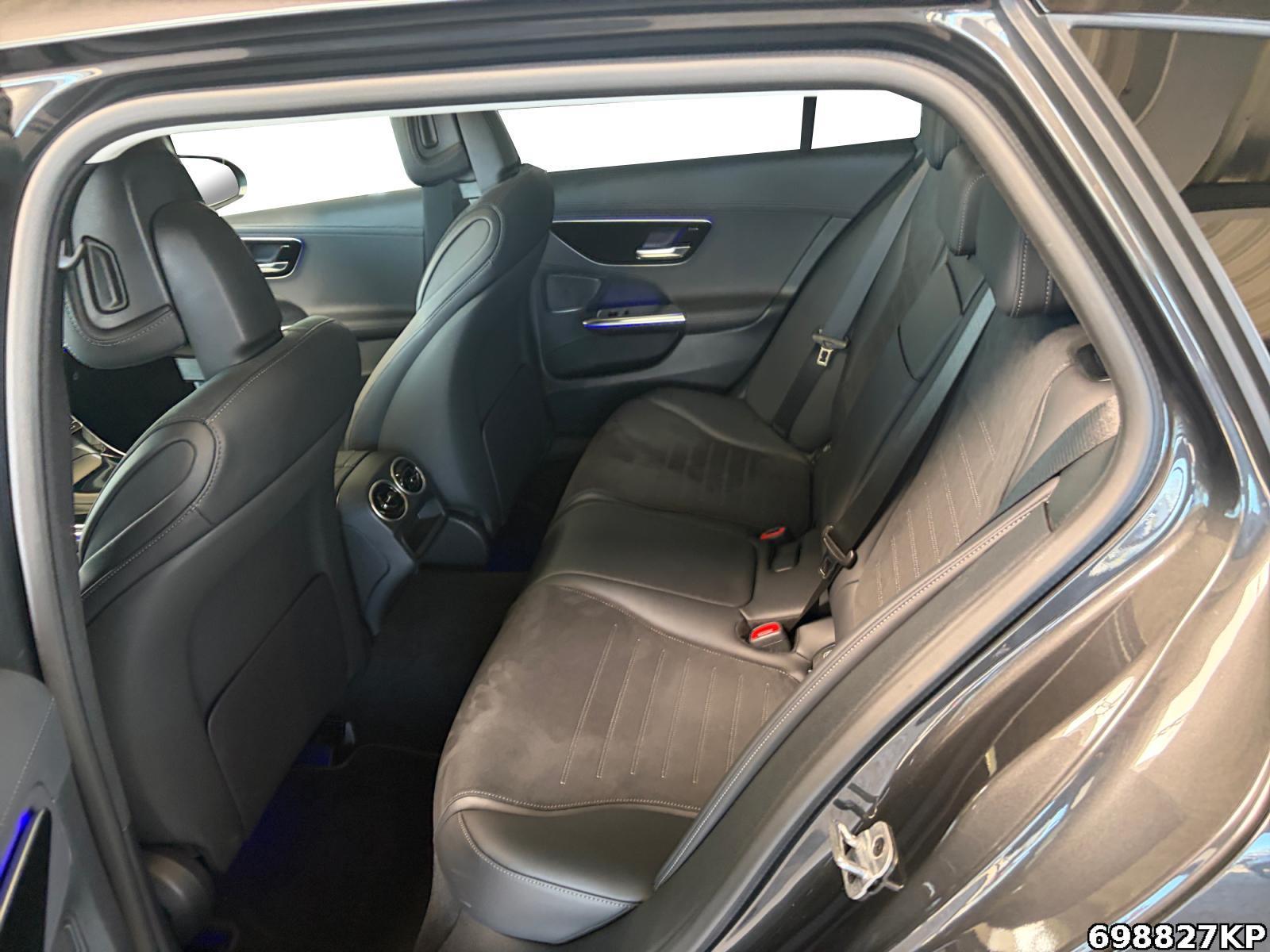 Fahrzeugabbildung Mercedes-Benz C 220 d T AMG Night AHK Pano CarPlay Totw.