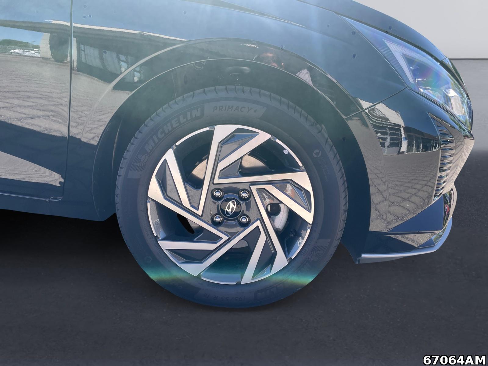 Fahrzeugabbildung Hyundai i20 Trend + Komfortpaket + BOSE