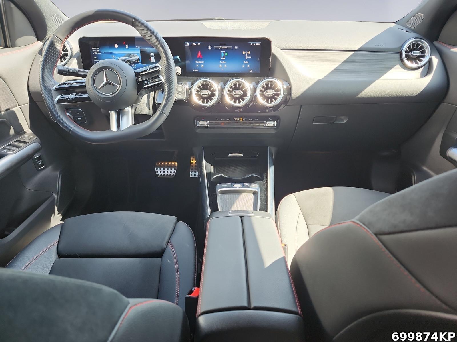 Fahrzeugabbildung Mercedes-Benz GLA 220 d 4M AMG AHK Multibeam 360° Night 19
