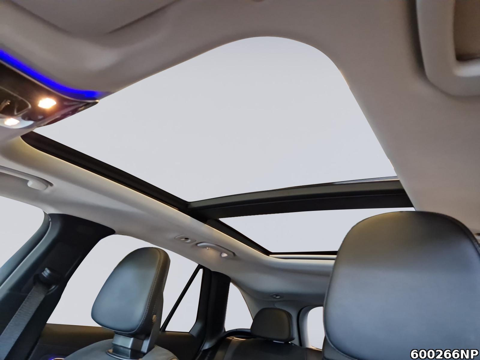 Fahrzeugabbildung Mercedes-Benz GLC 400 e 4M AMG Burmester DigitalLight Pano AHK