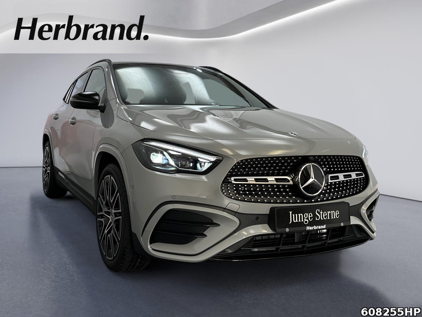 Fahrzeugabbildung Mercedes-Benz GLA 200 AMG AHK Pano Multibeam Distronic 20