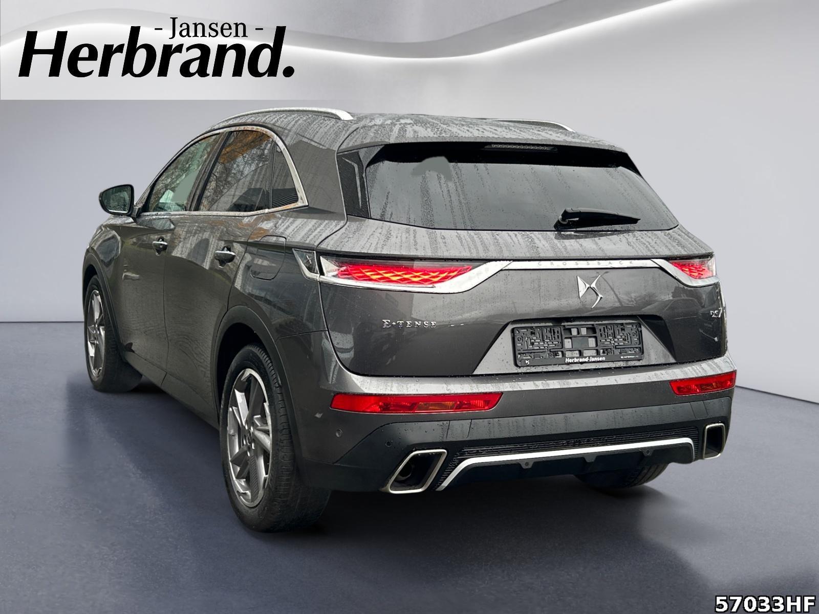Fahrzeugabbildung DS Automobiles DS7 Crossback Rivoli +DAB+LED+AWD+
